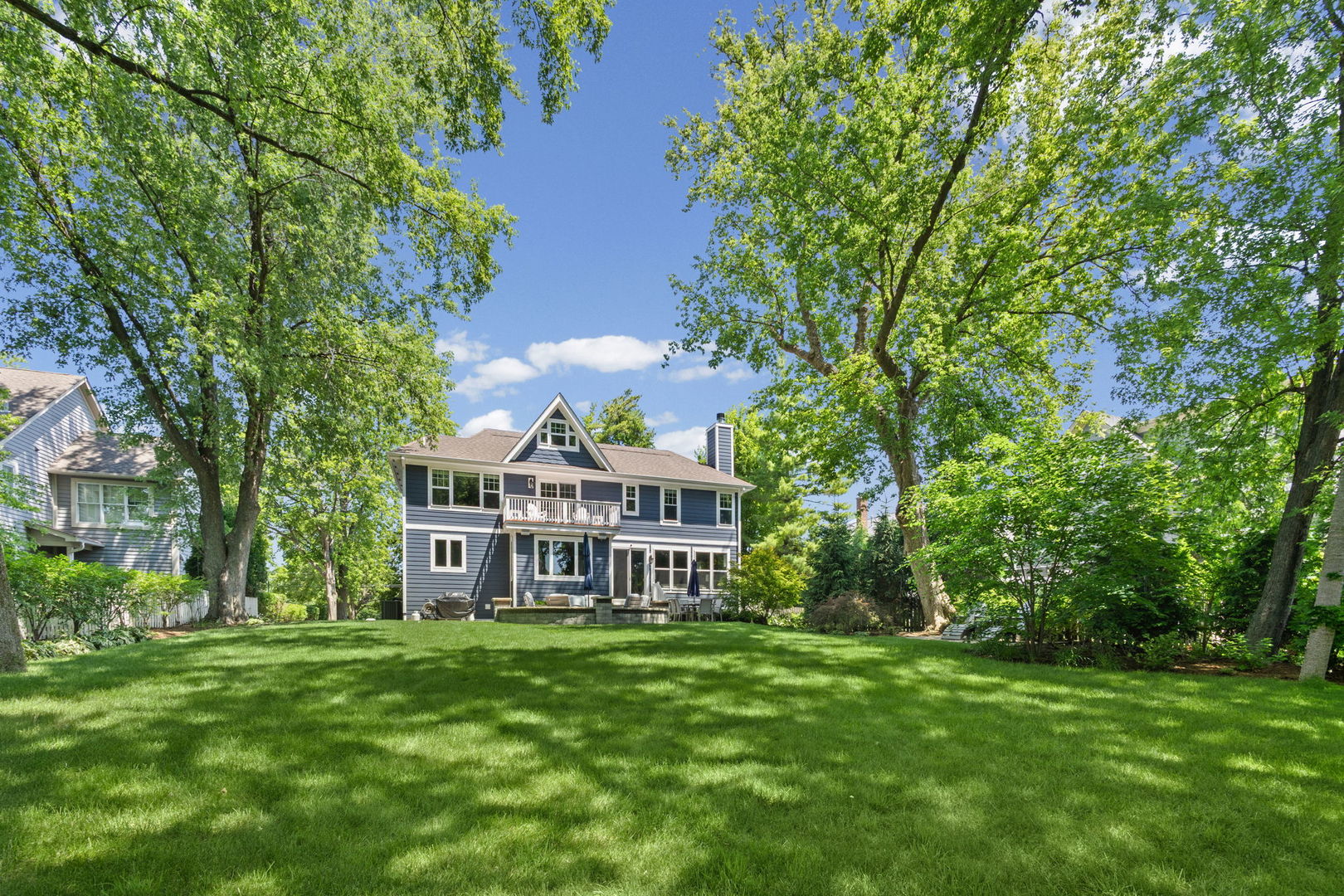 407 Lake Street