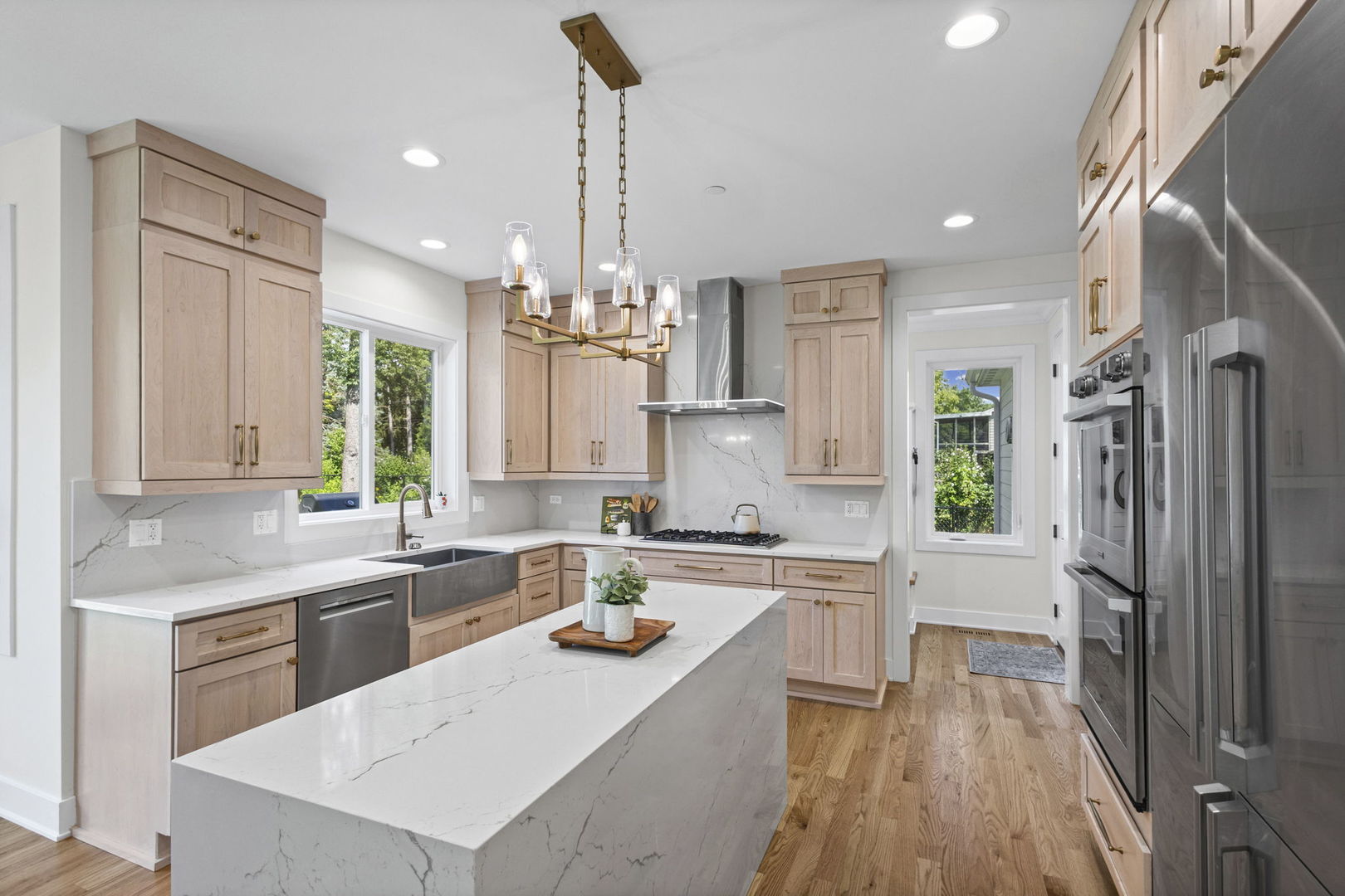 1760 Chris Court