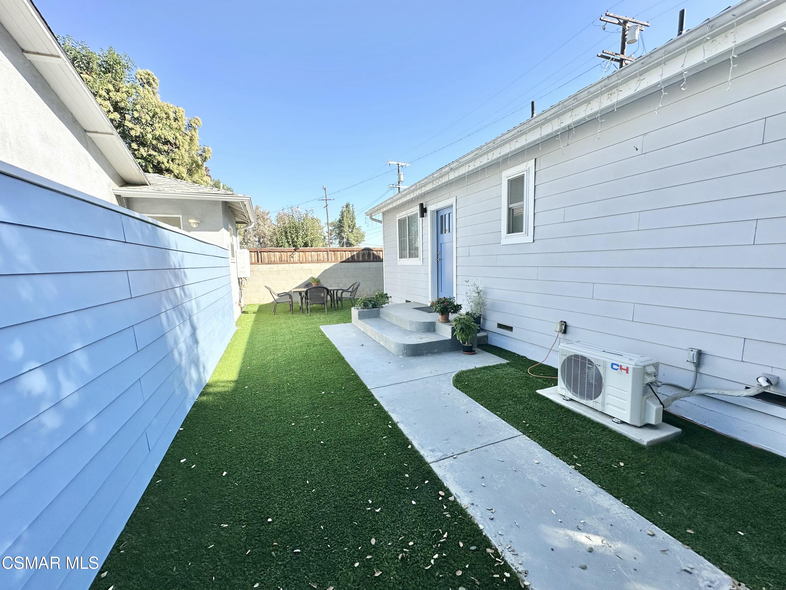 16412 Gilmore Street