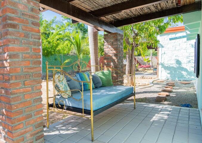 Lot 04 Manzana 01 Miraflores BCS, Miraflores Escape