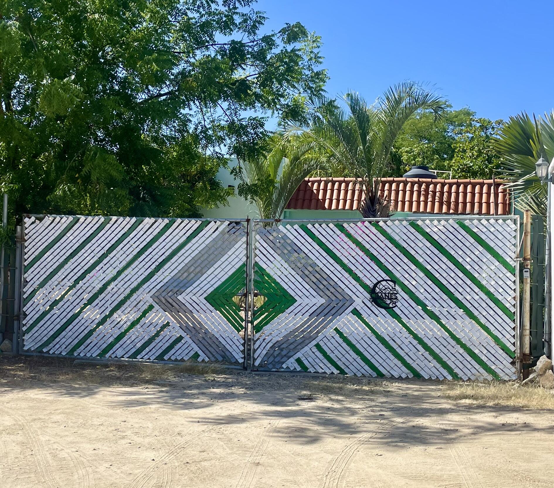 Lot 04 Manzana 01 Miraflores BCS, Miraflores Escape