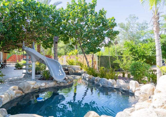 Lot 04 Manzana 01 Miraflores BCS, Miraflores Escape