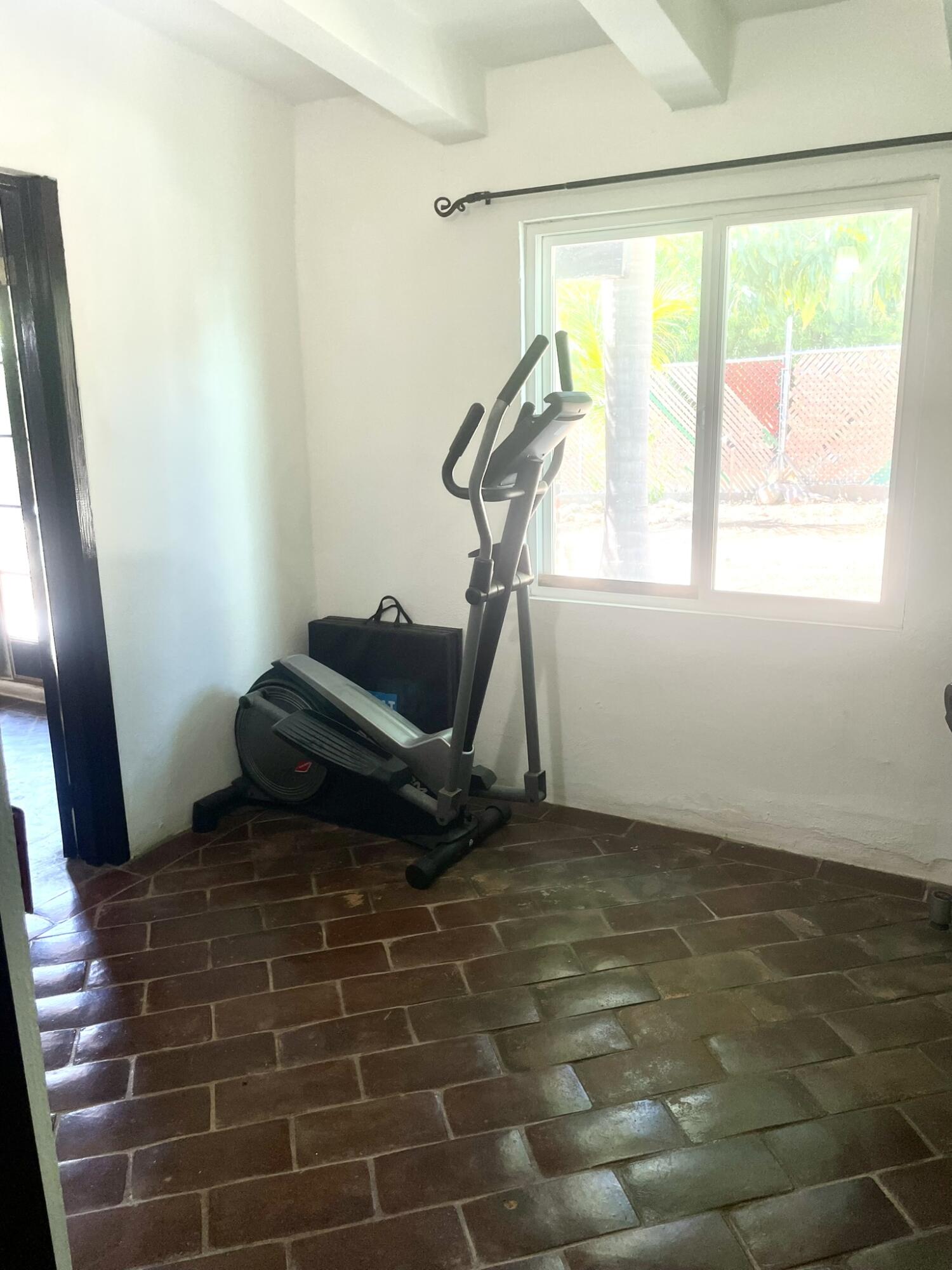 Lot 04 Manzana 01 Miraflores BCS, Miraflores Escape