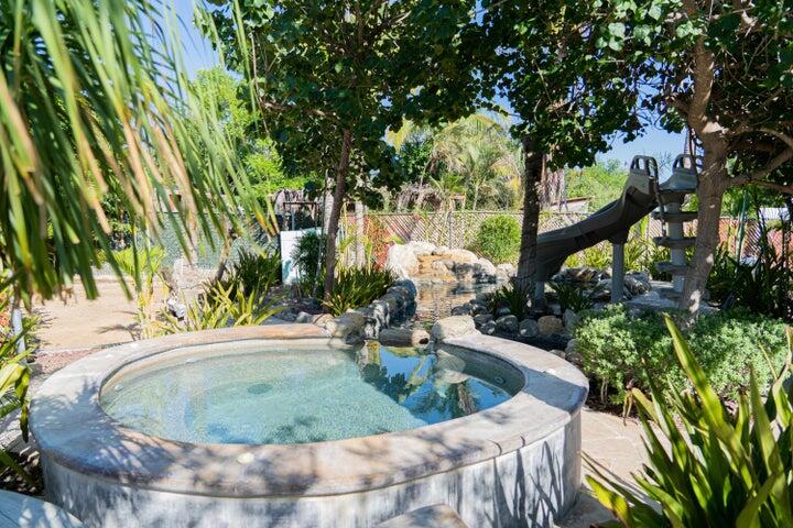 Lot 04 Manzana 01 Miraflores BCS, Miraflores Escape