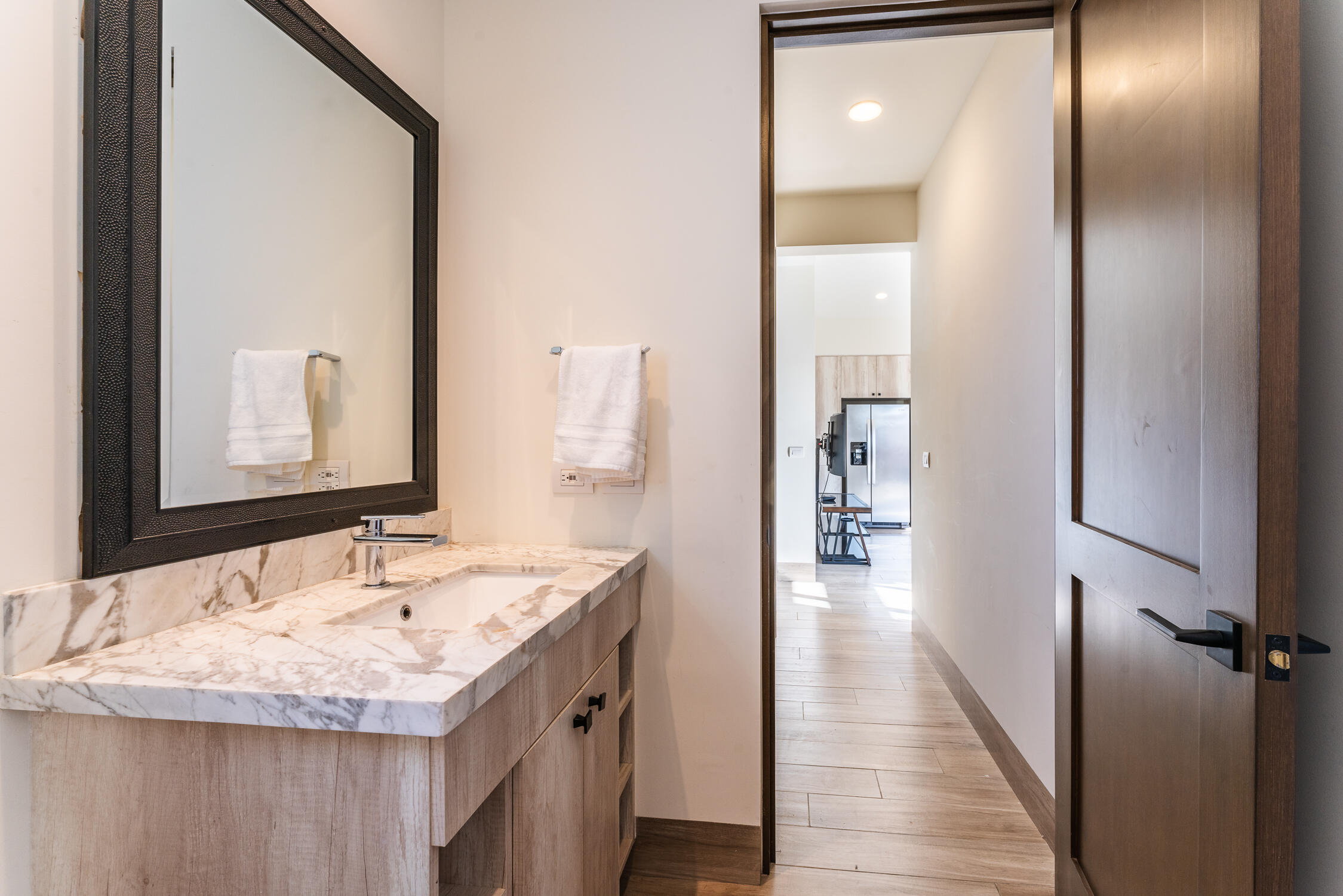 FINANCING 1 BD PENTHOUSE