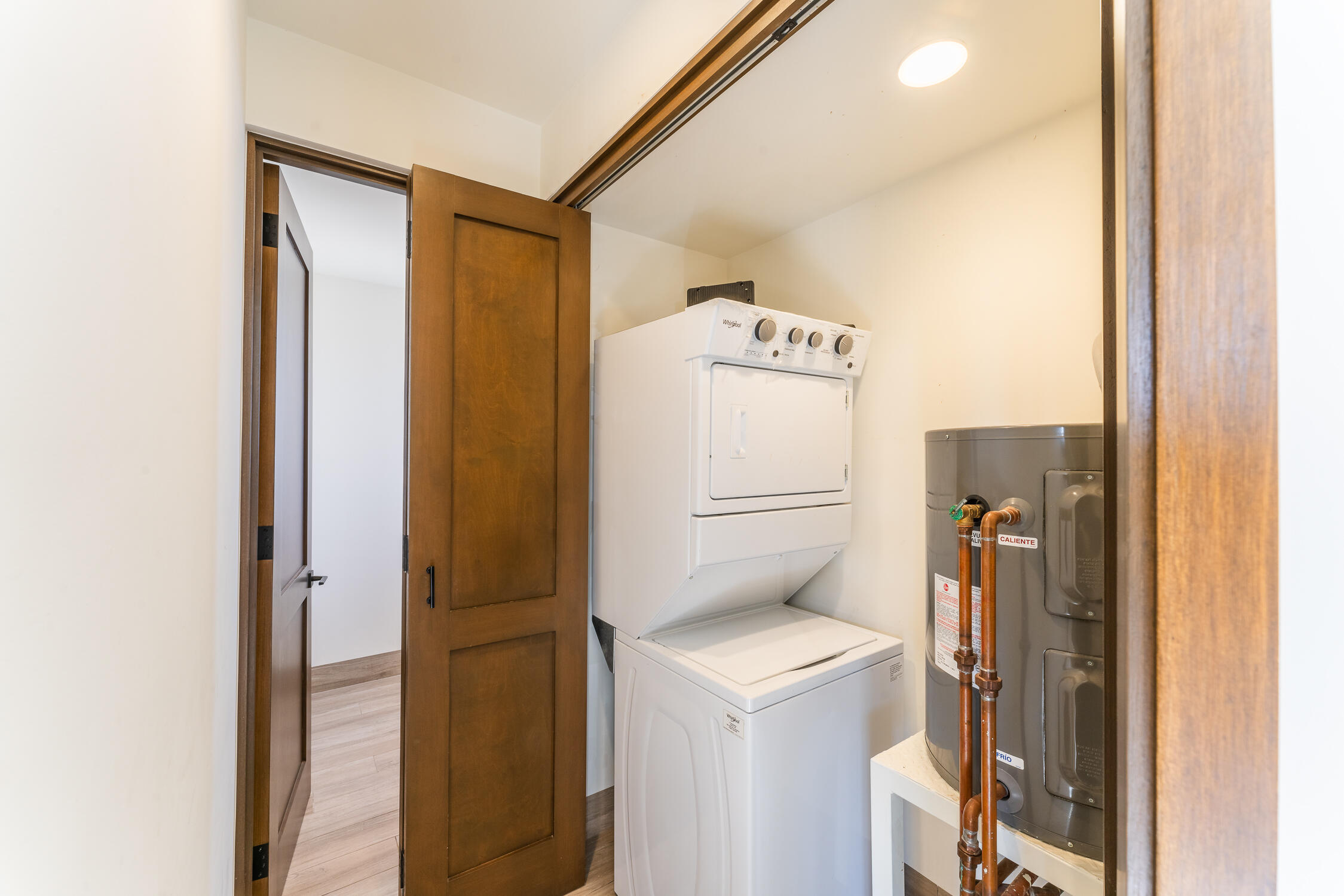 FINANCING 1 BD PENTHOUSE
