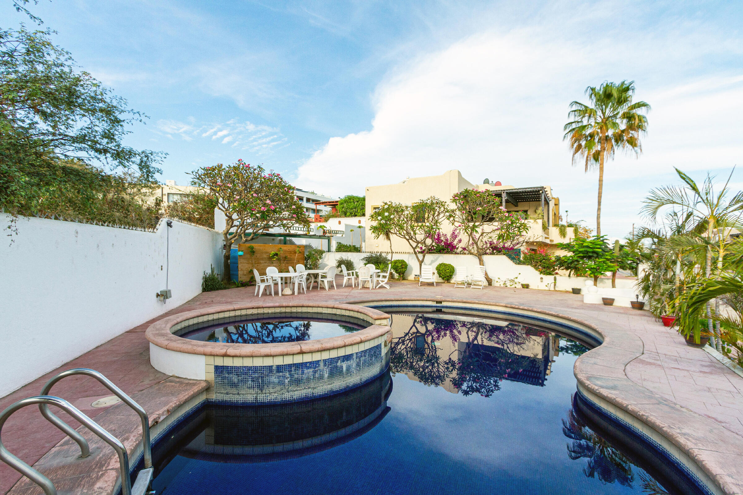 4 Isla Pacifica, Vista Real