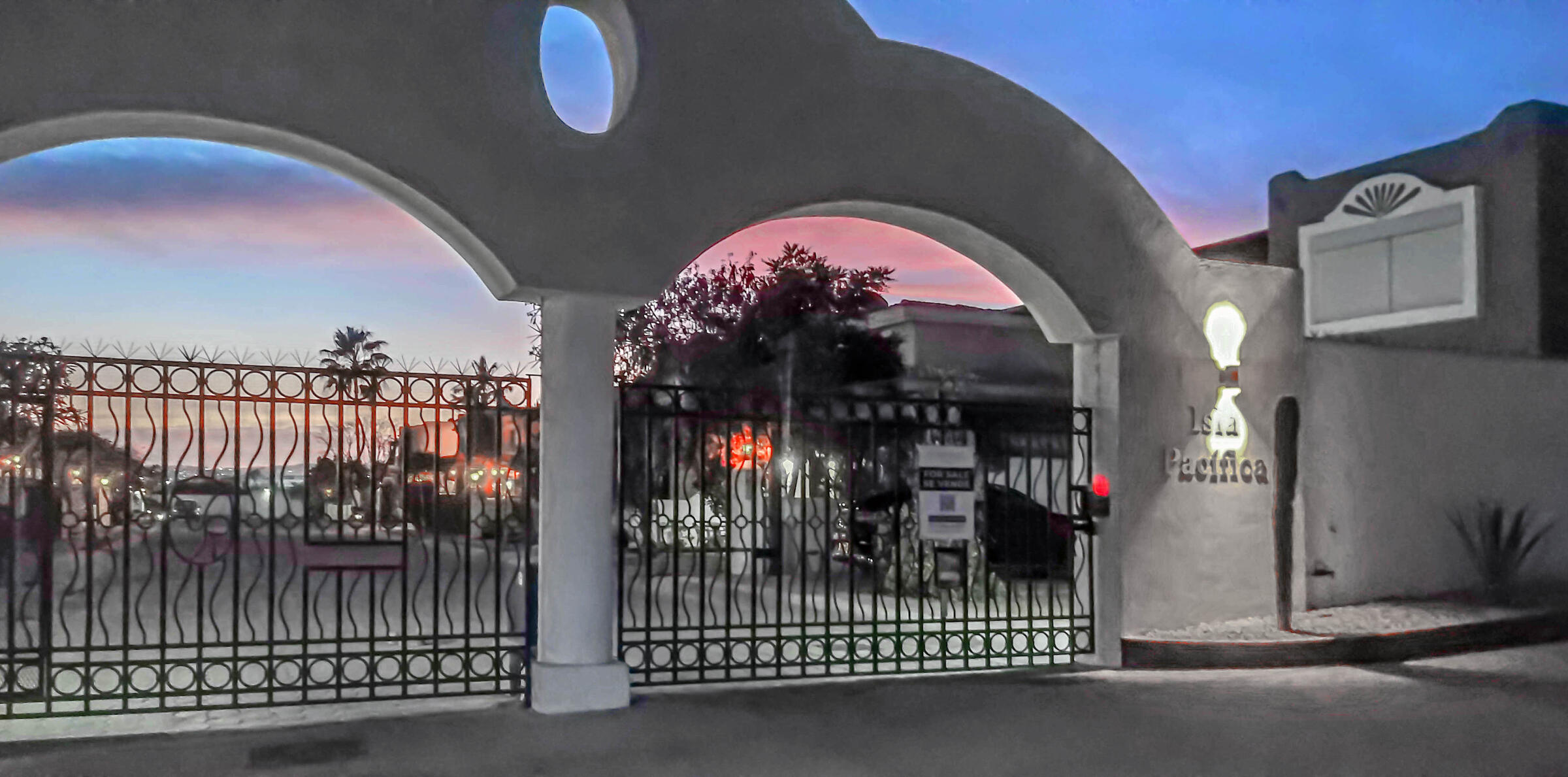 4 Isla Pacifica, Vista Real