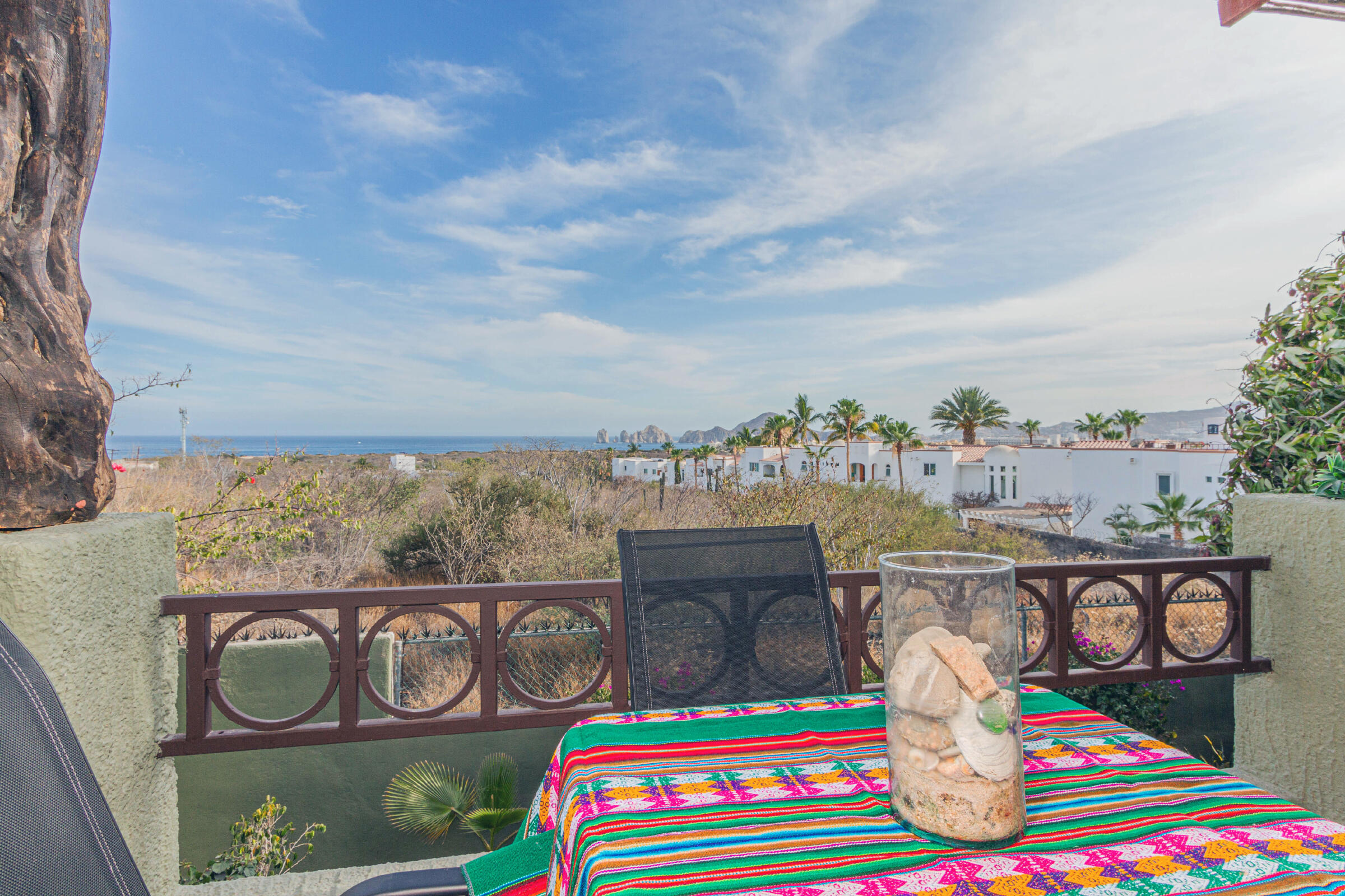 4 Isla Pacifica, Vista Real