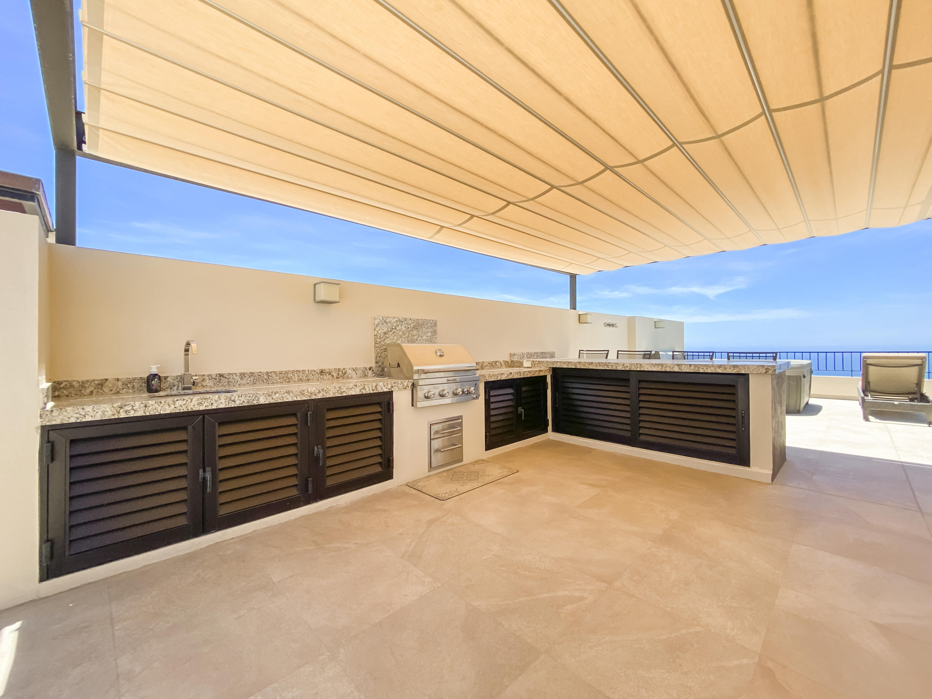 Solaria Penthouse