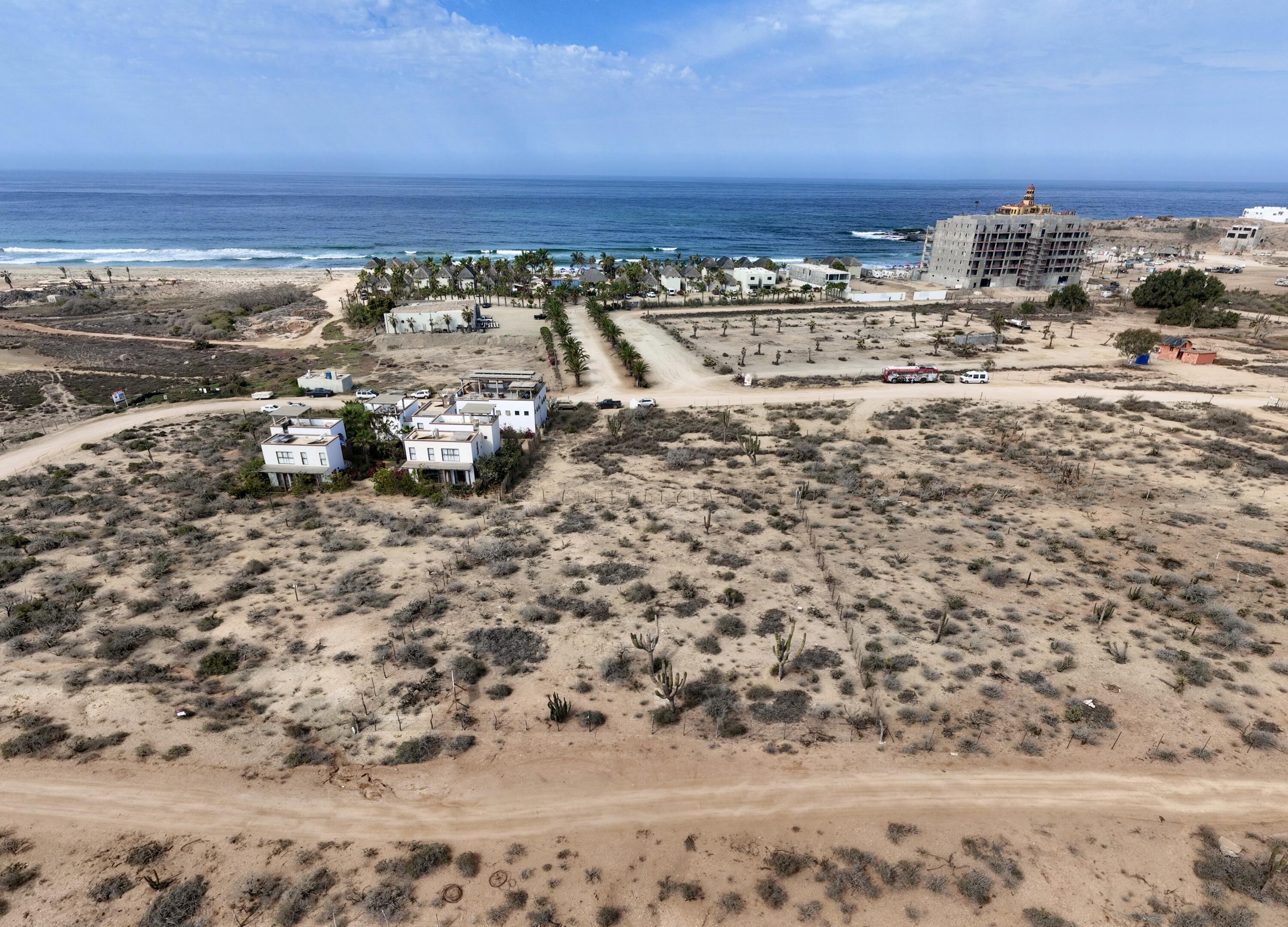 Cerritos Beach Lot