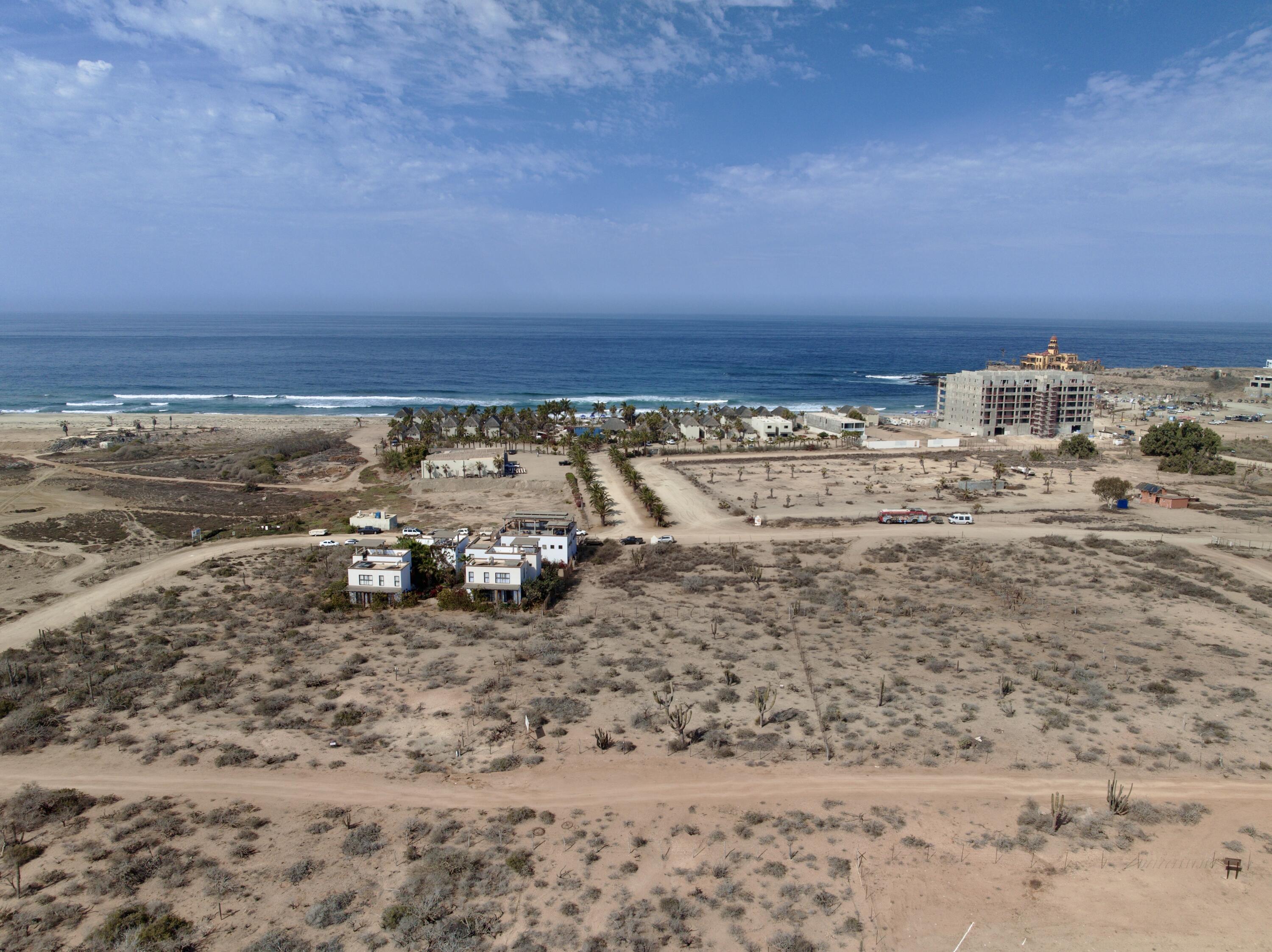 Cerritos Beach Lot