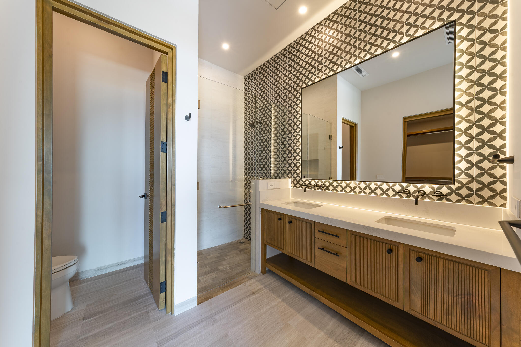 Alvar Alvar 6th Floor PH in Quivira, Luxury Ocean View 4 BDRM Condo