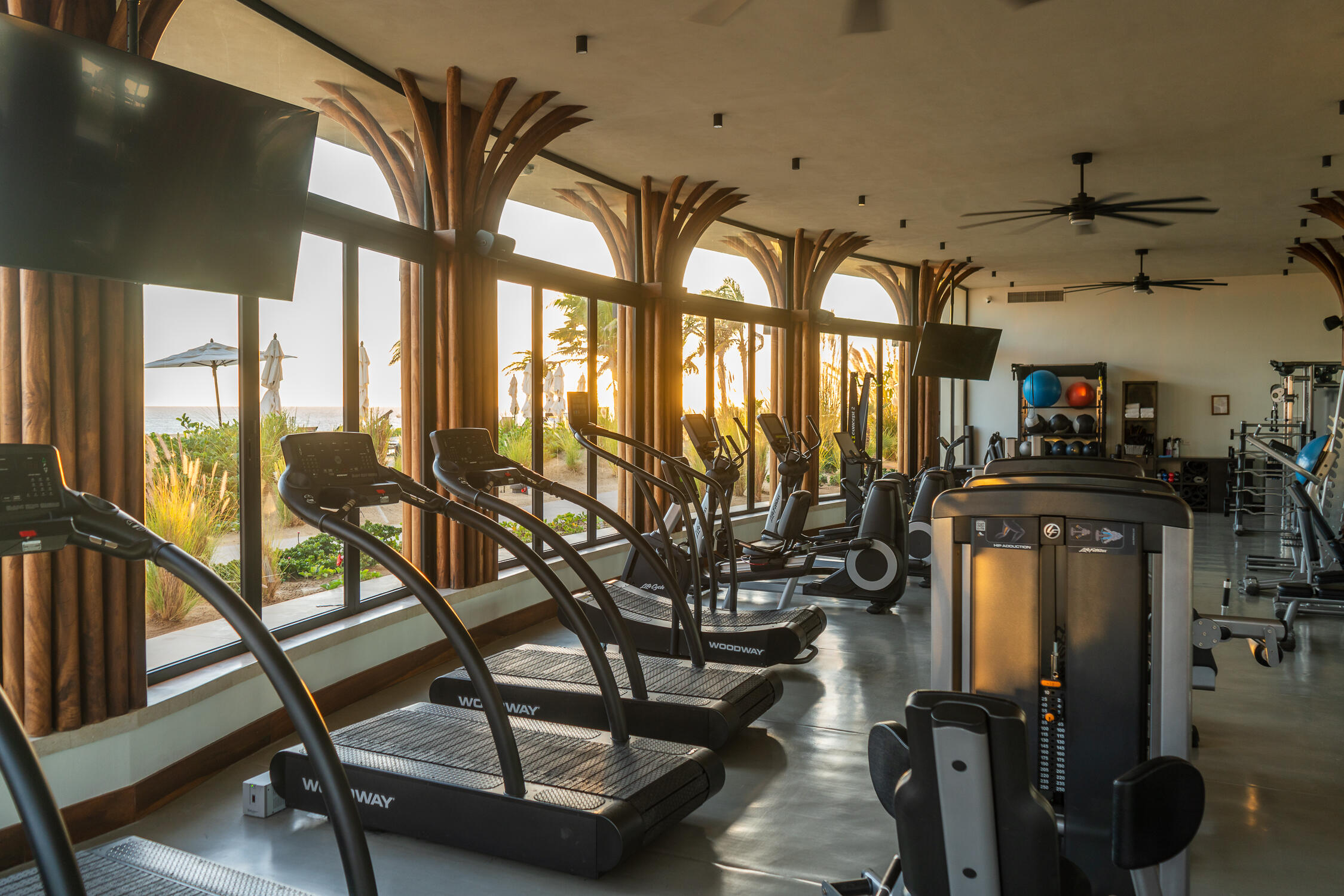 Ocean, Golf, & Sunset 2 BED