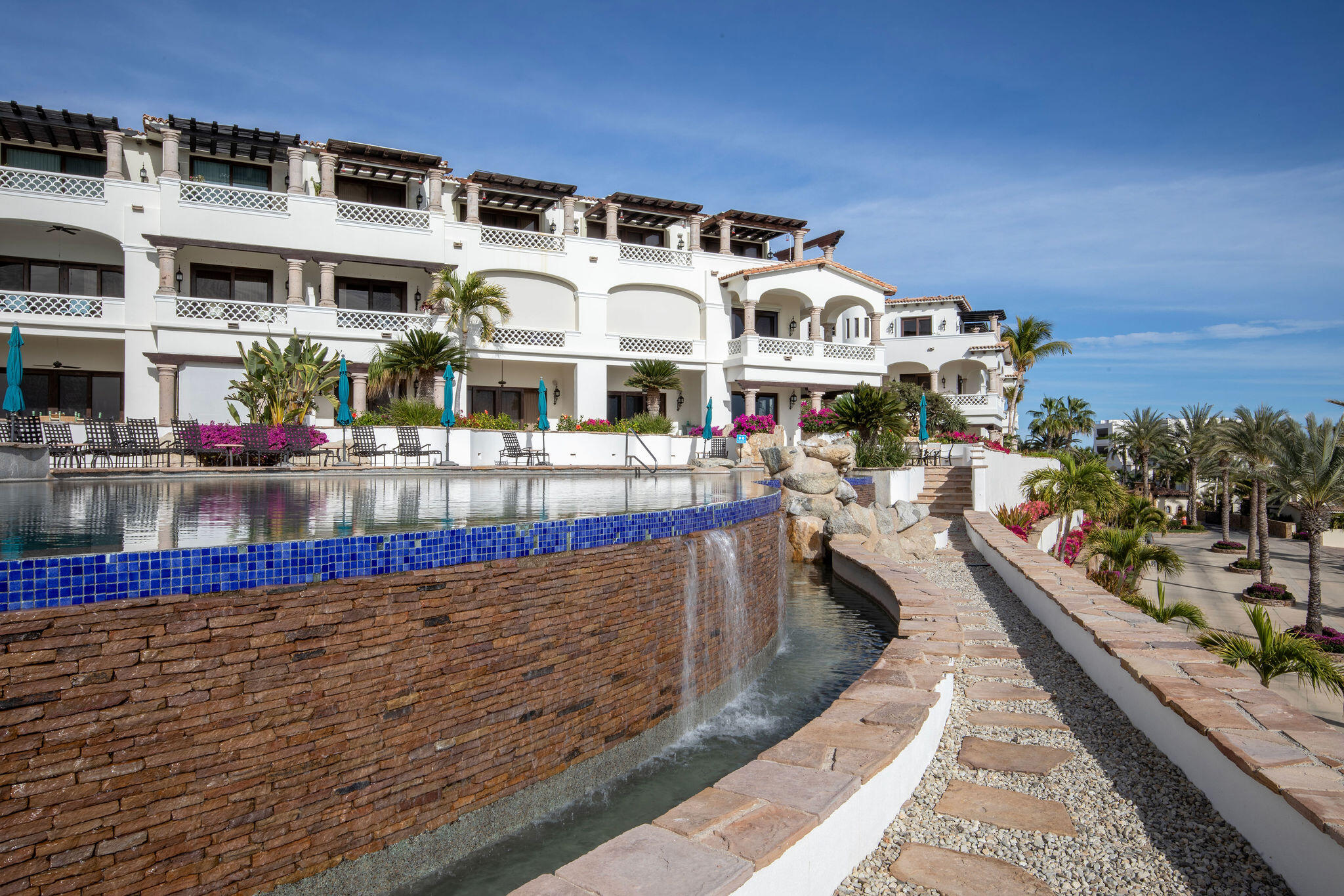 Condo, El Encanto