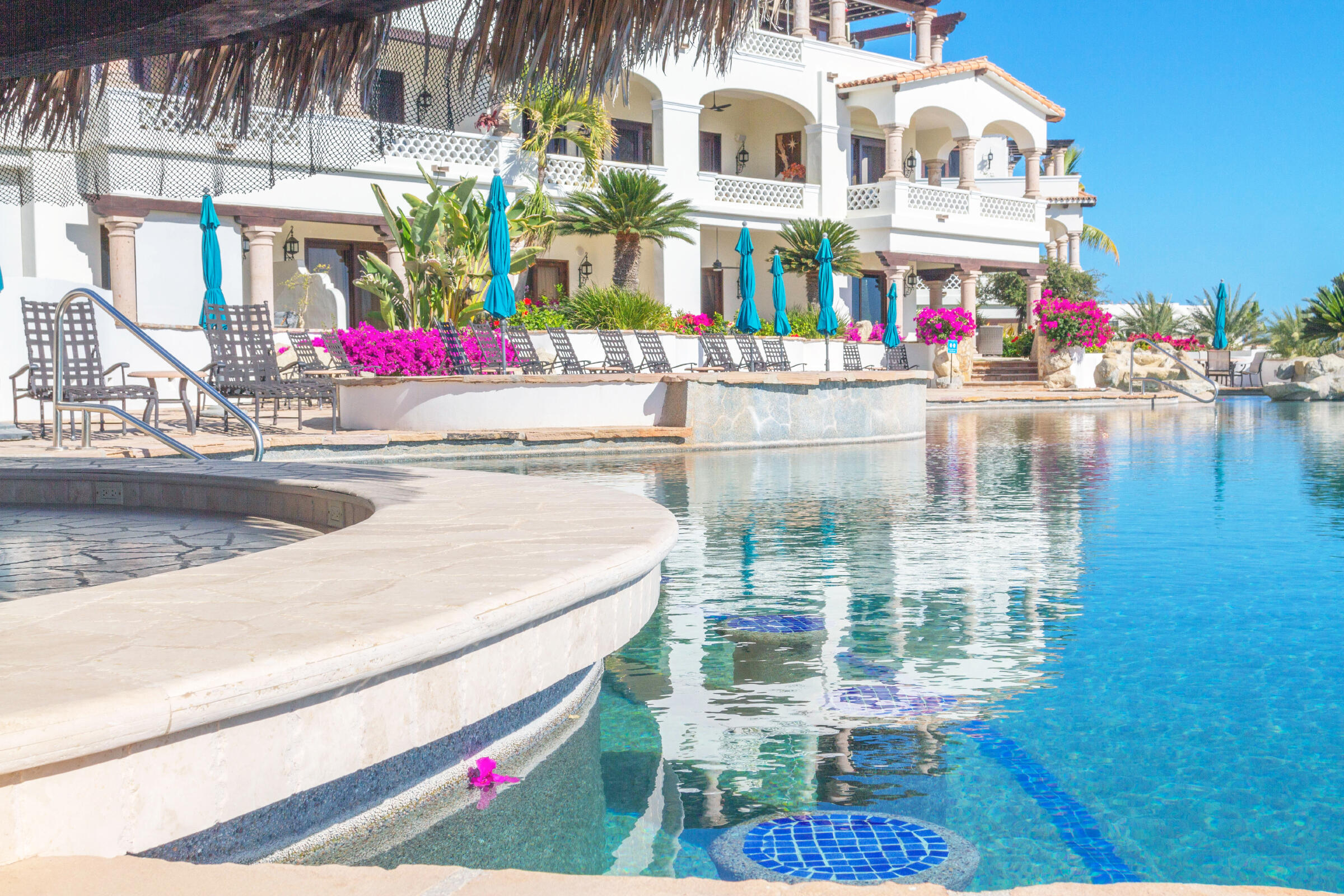Condo, El Encanto