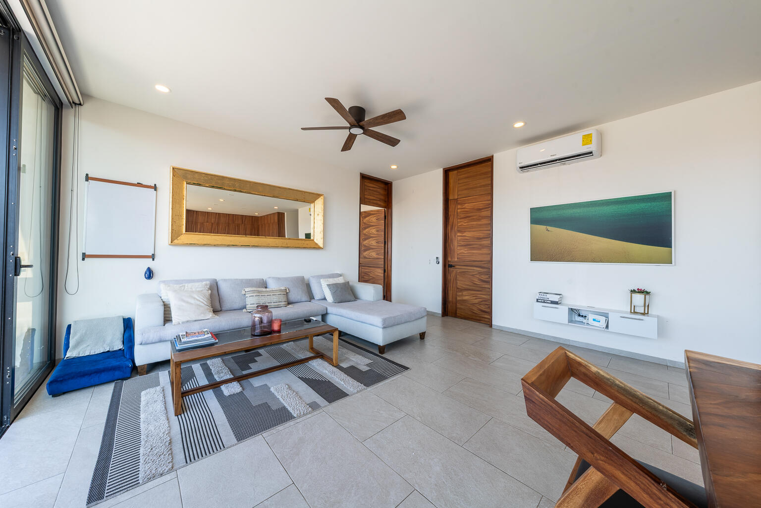 PH w. Big Terrace & Ocean View