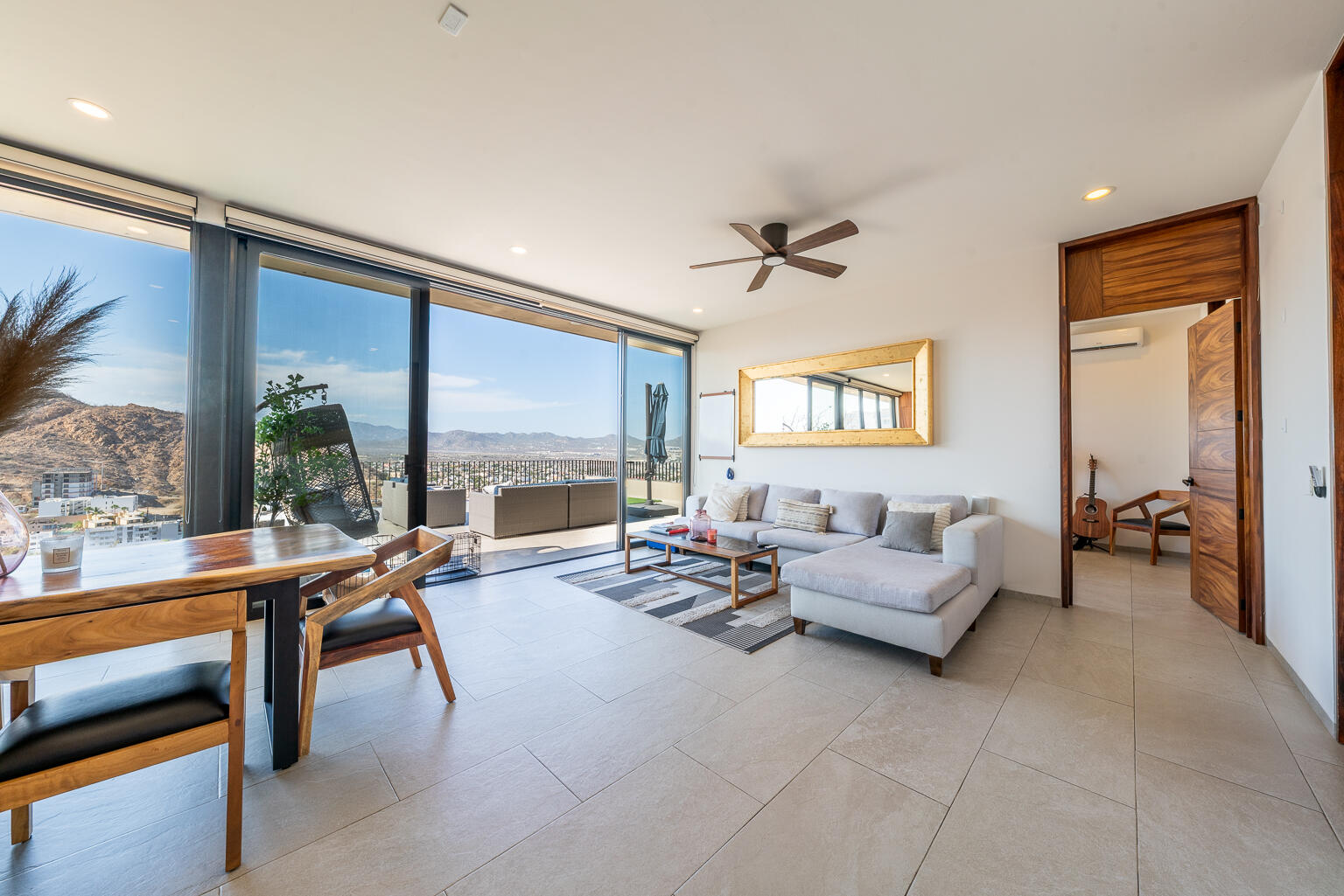 PH w. Big Terrace & Ocean View