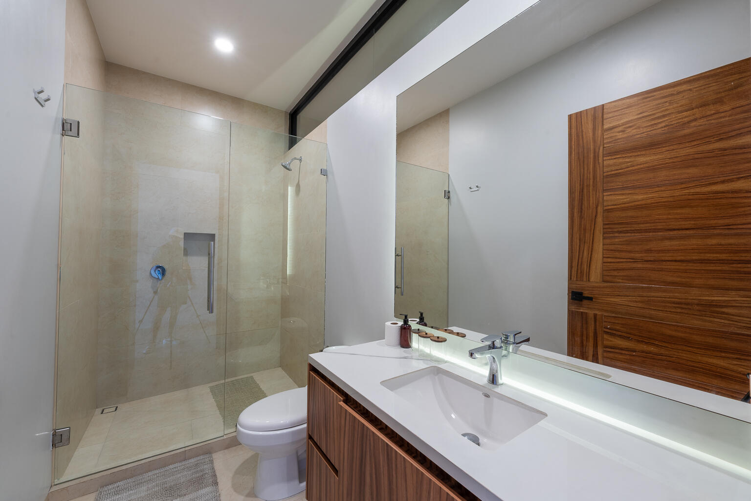 Camino Bonito Ote, 202 Pedregal One Turnkey