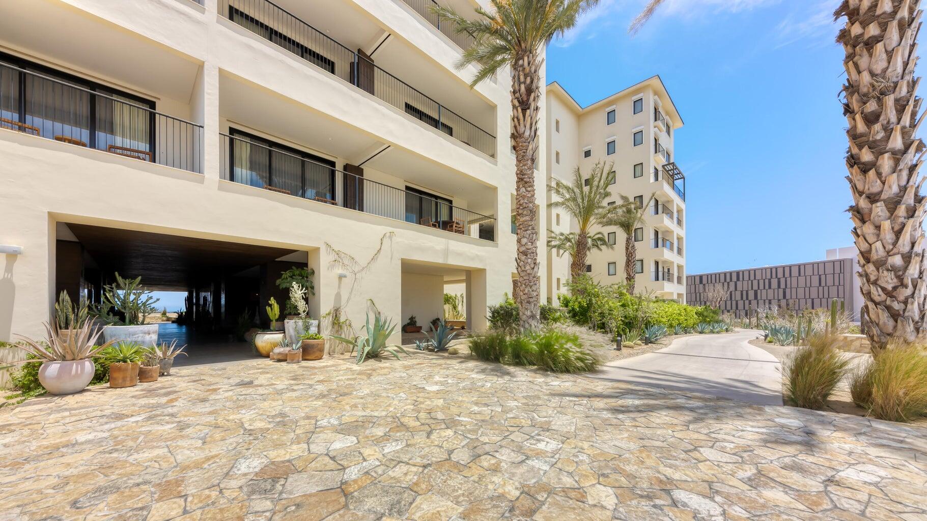 1 Homes Cabo, Hacienda Beachclub Phase 2