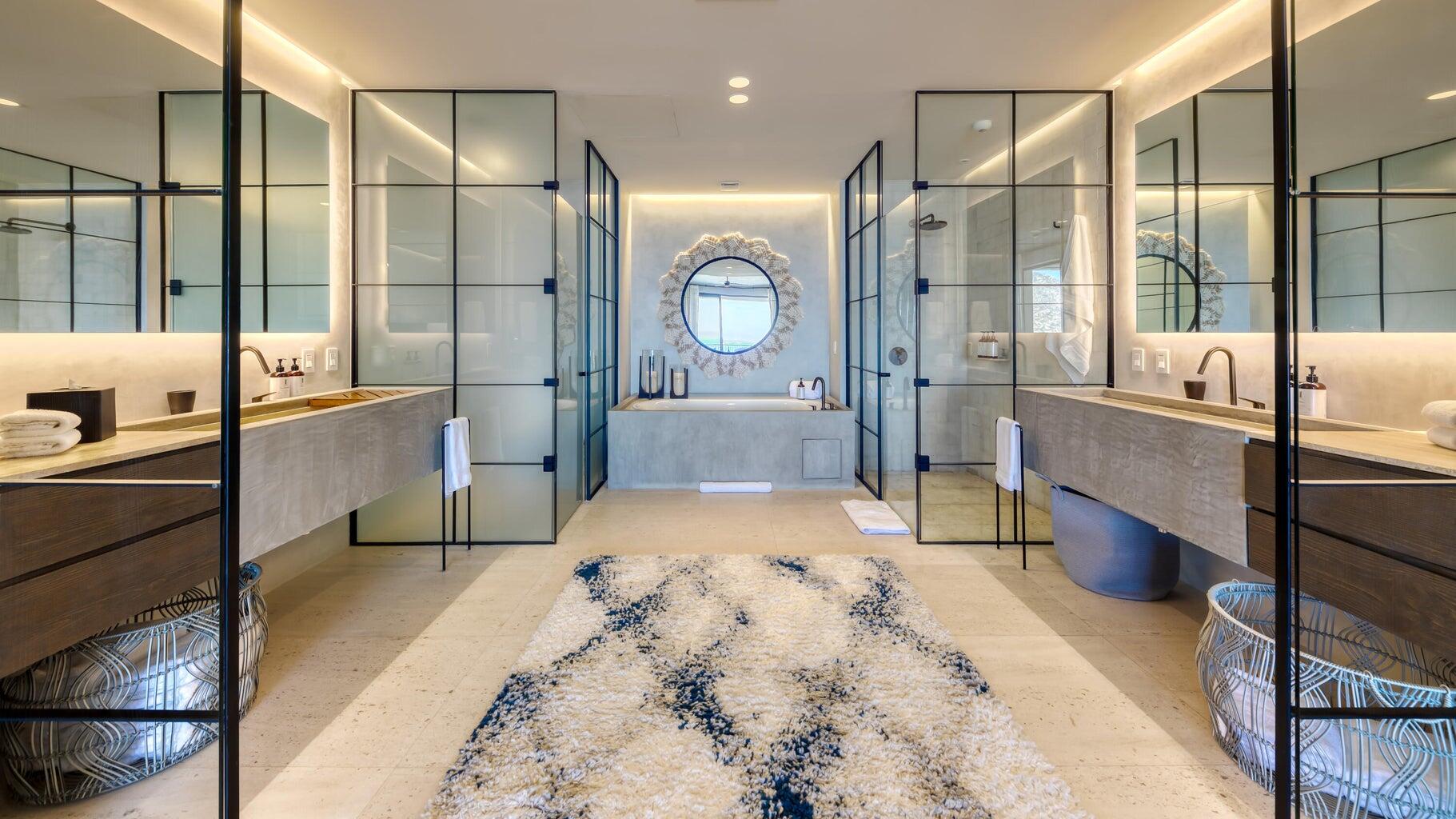 1 Homes Cabo, Hacienda Beachclub Phase 2