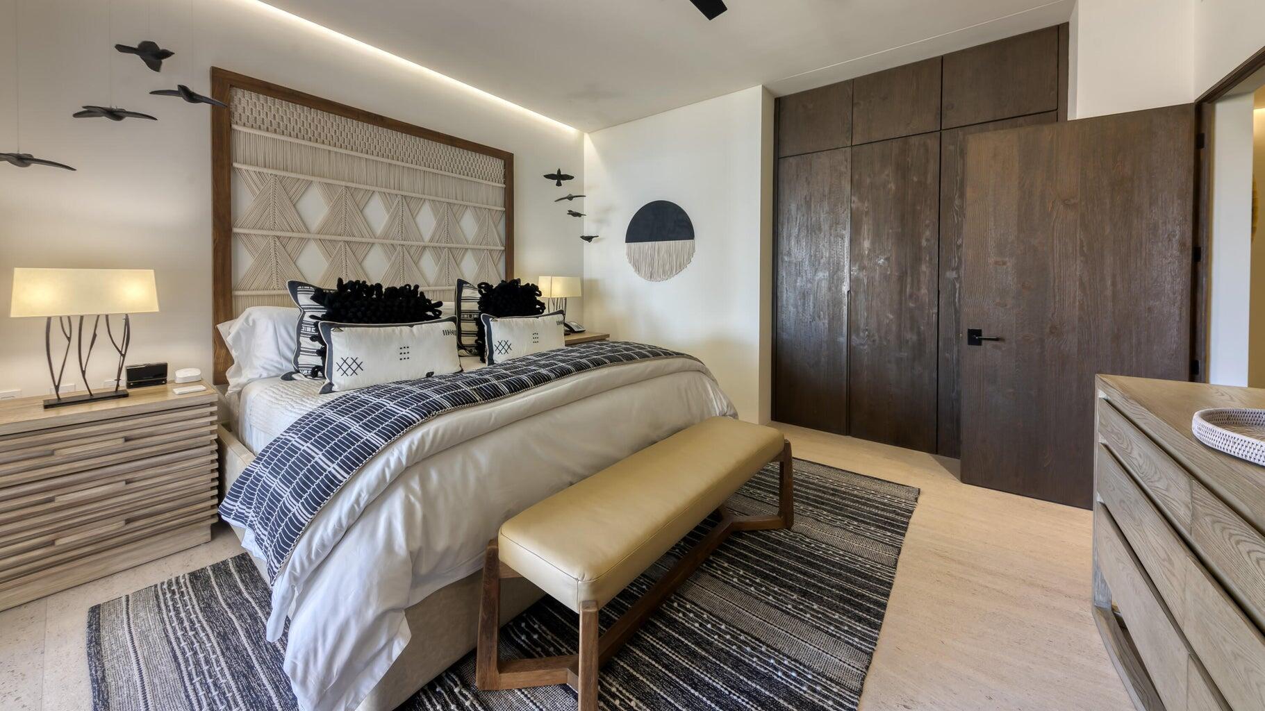1 Homes Cabo, Hacienda Beachclub Phase 2