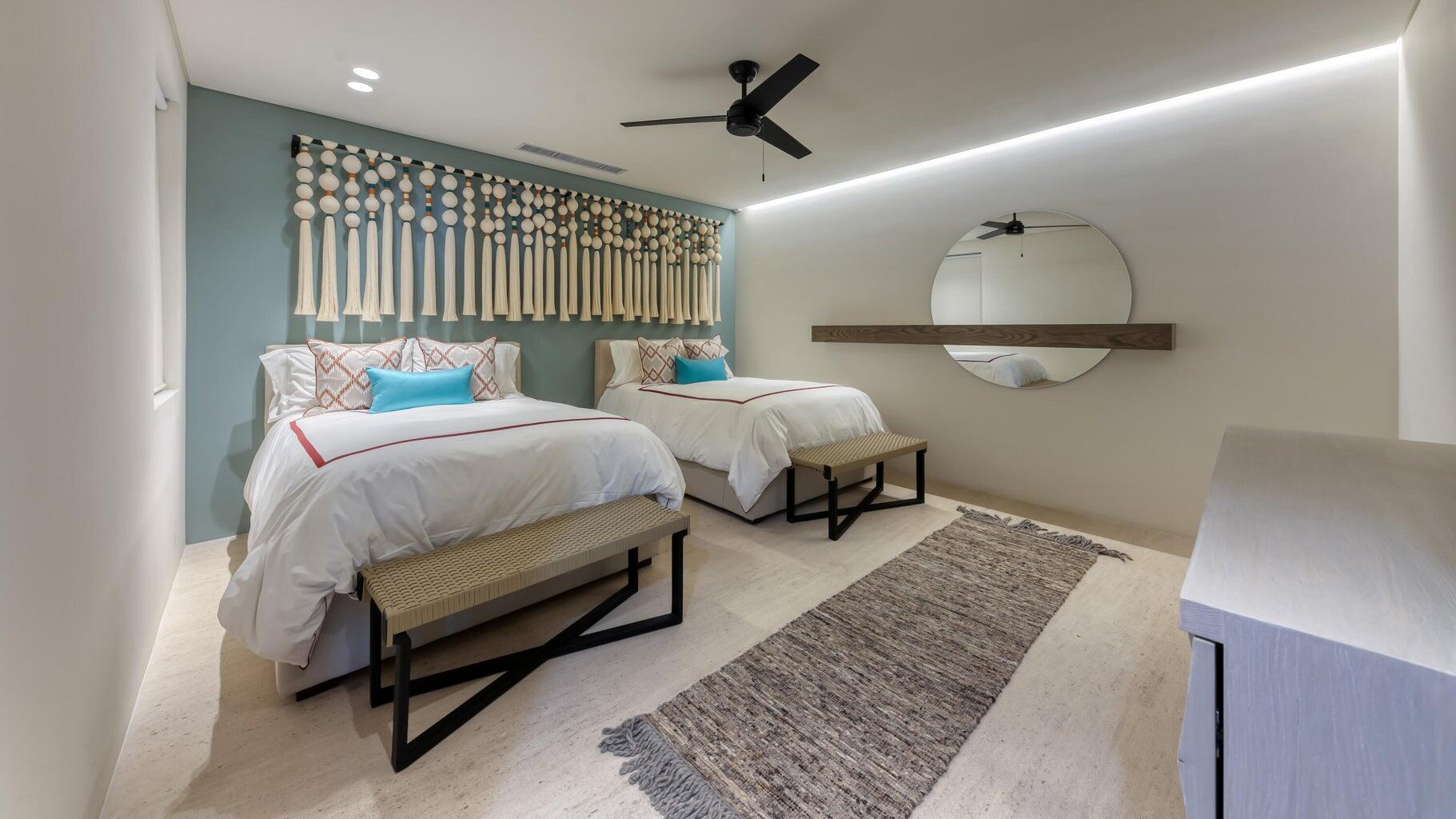 1 Homes Cabo, Hacienda Beachclub Phase 2