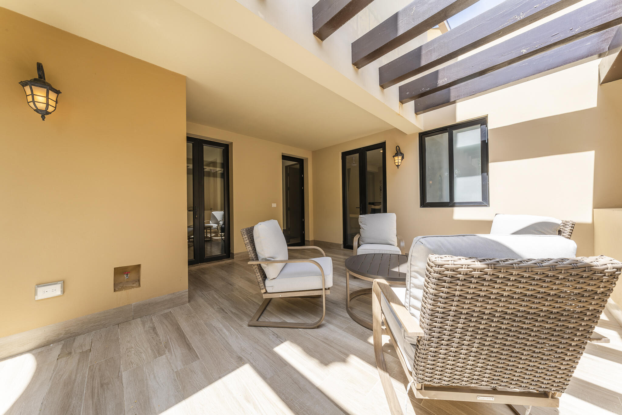 Pool View 2 BD Mavila Pueblito