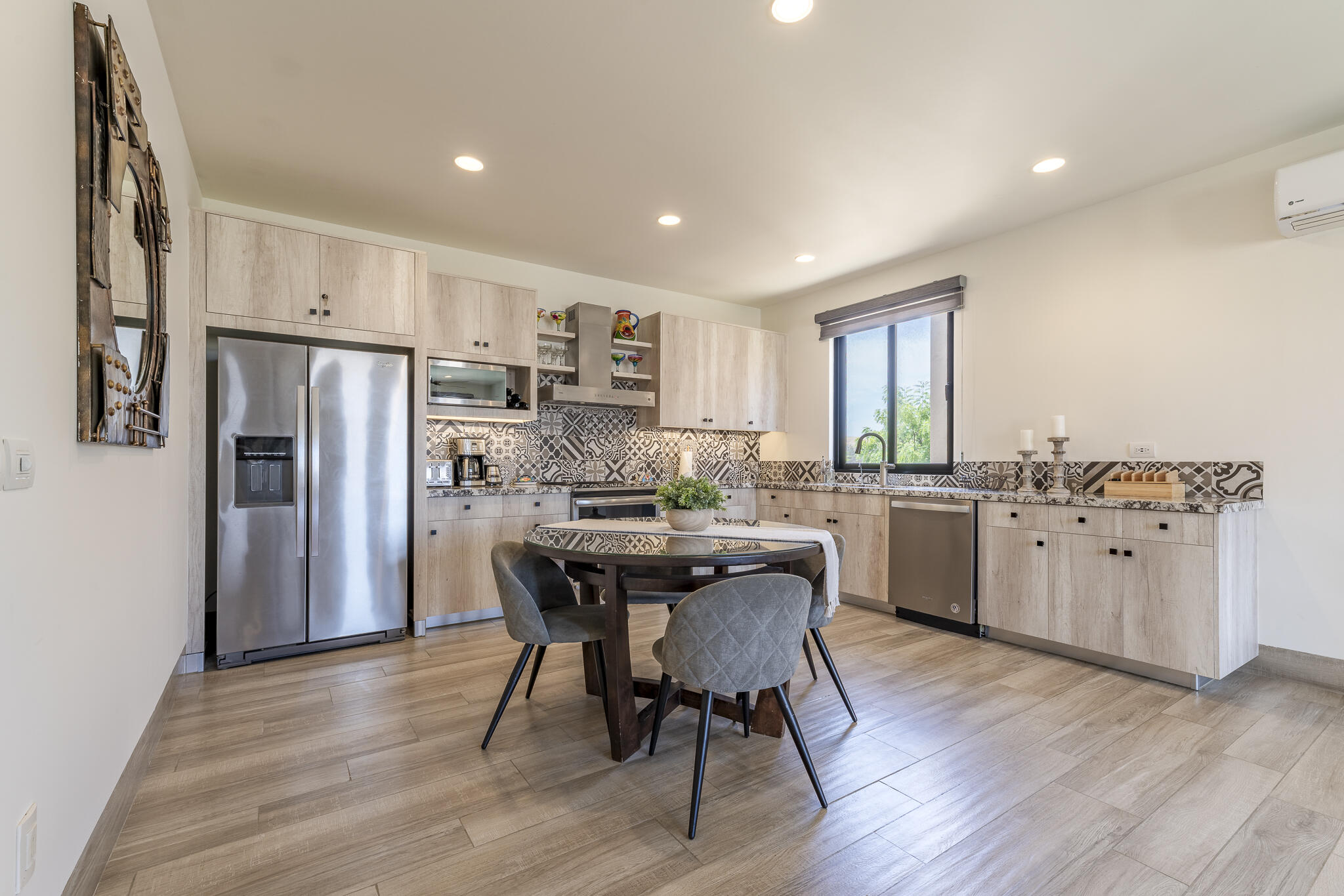 Pool View 2 BD Mavila Pueblito