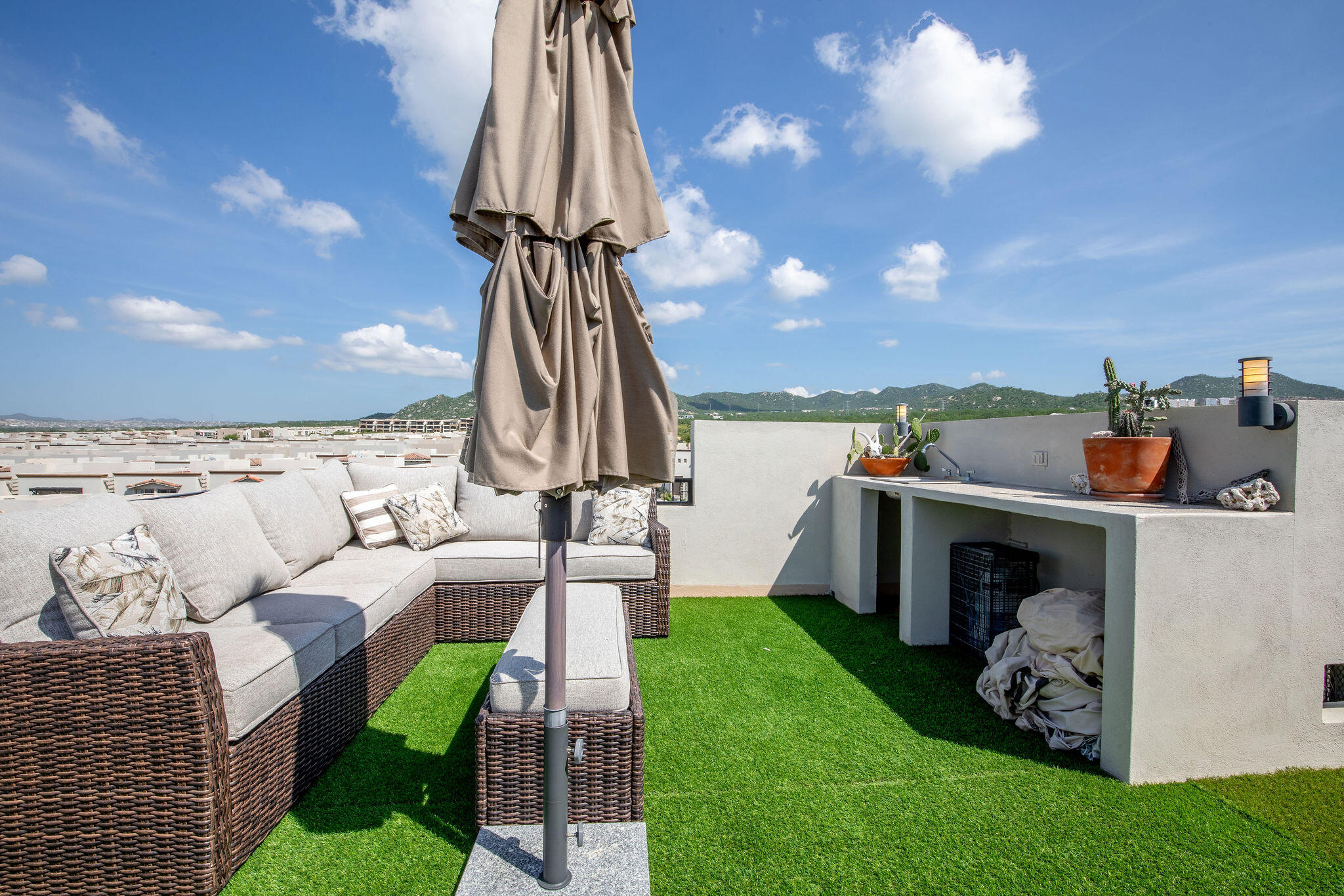 801 Camino Del Mar