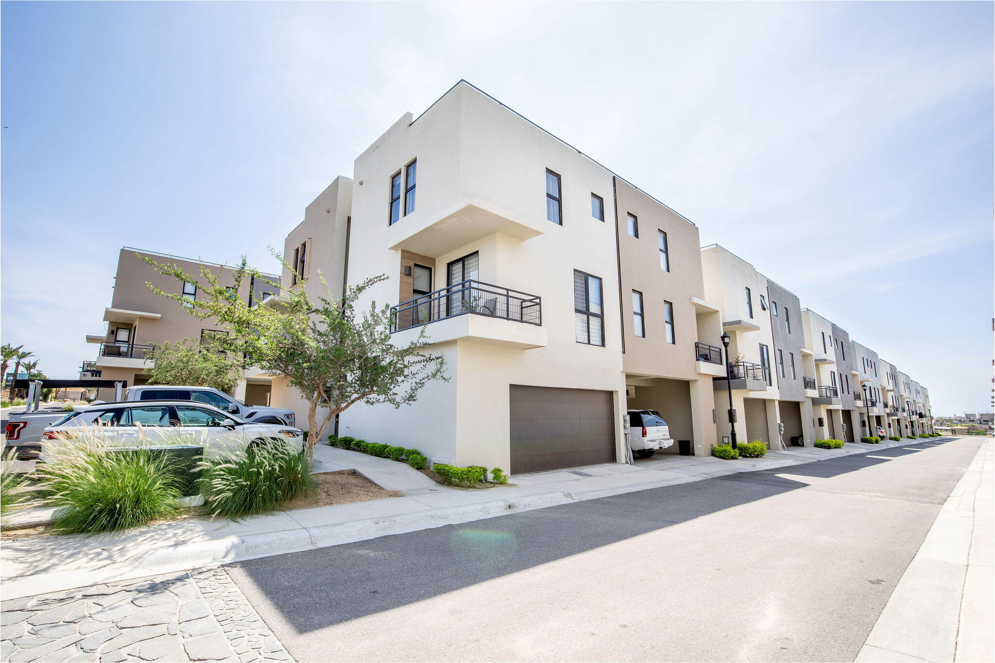 801 Camino Del Mar