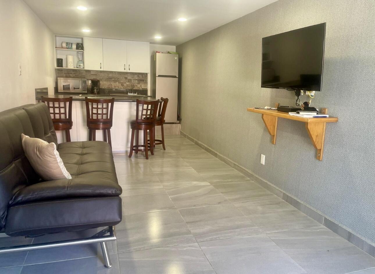 1921 C. 8 de Octubre, Loft 105 Morgan Residences