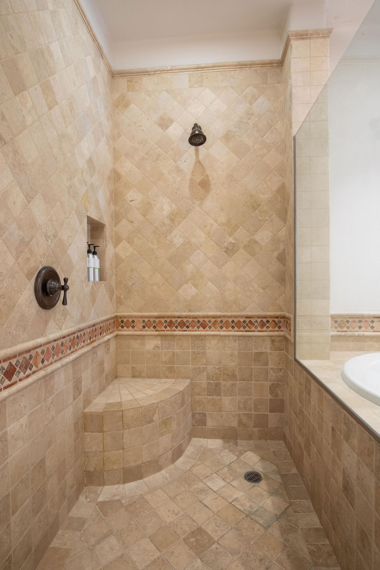 Ground Flr Esperanza Auberge Residences, APRE 2702