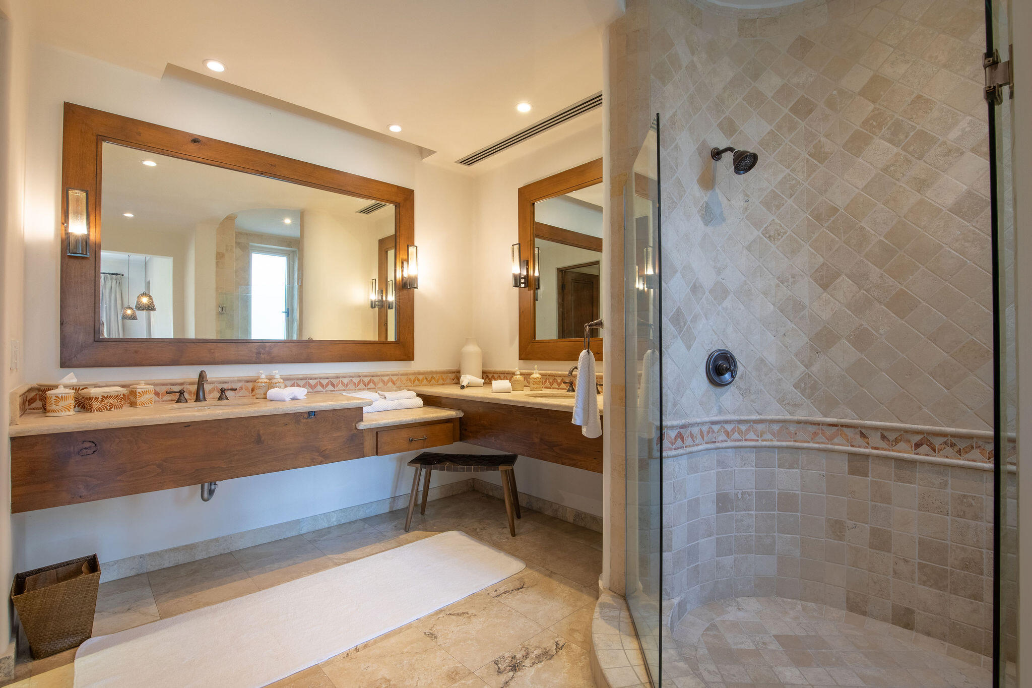 Ground Flr Esperanza Auberge Residences, APRE 2702