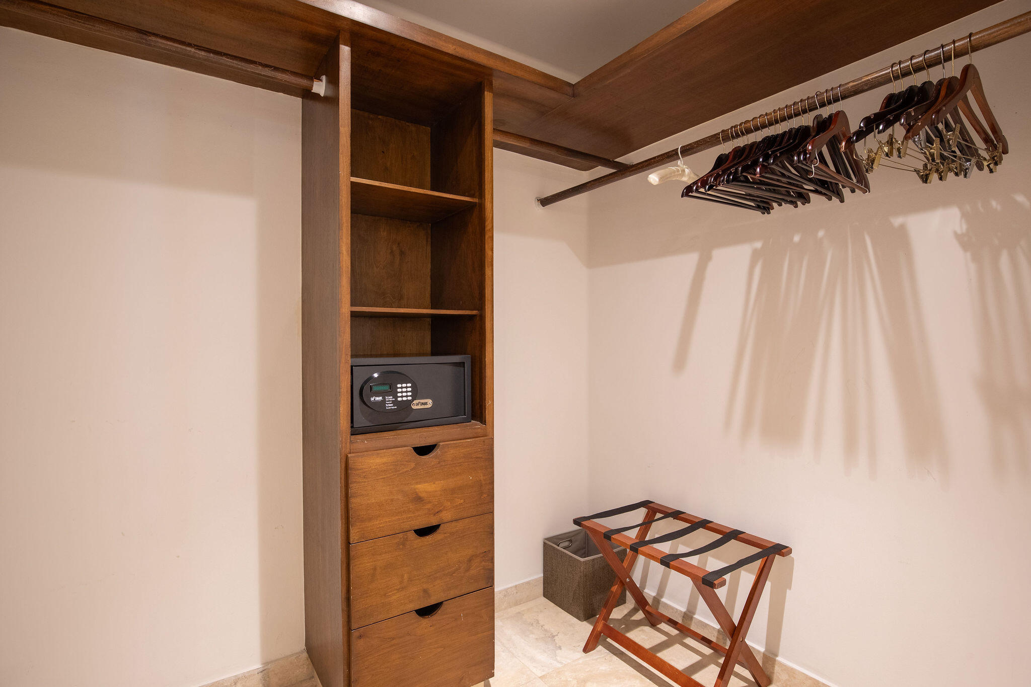 Ground Flr Esperanza Auberge Residences, APRE 2702