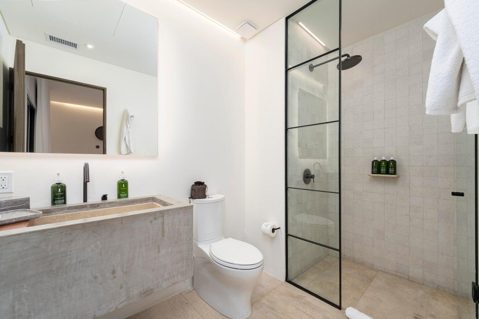 Homes, 2 BD PLUS DEN Hacienda