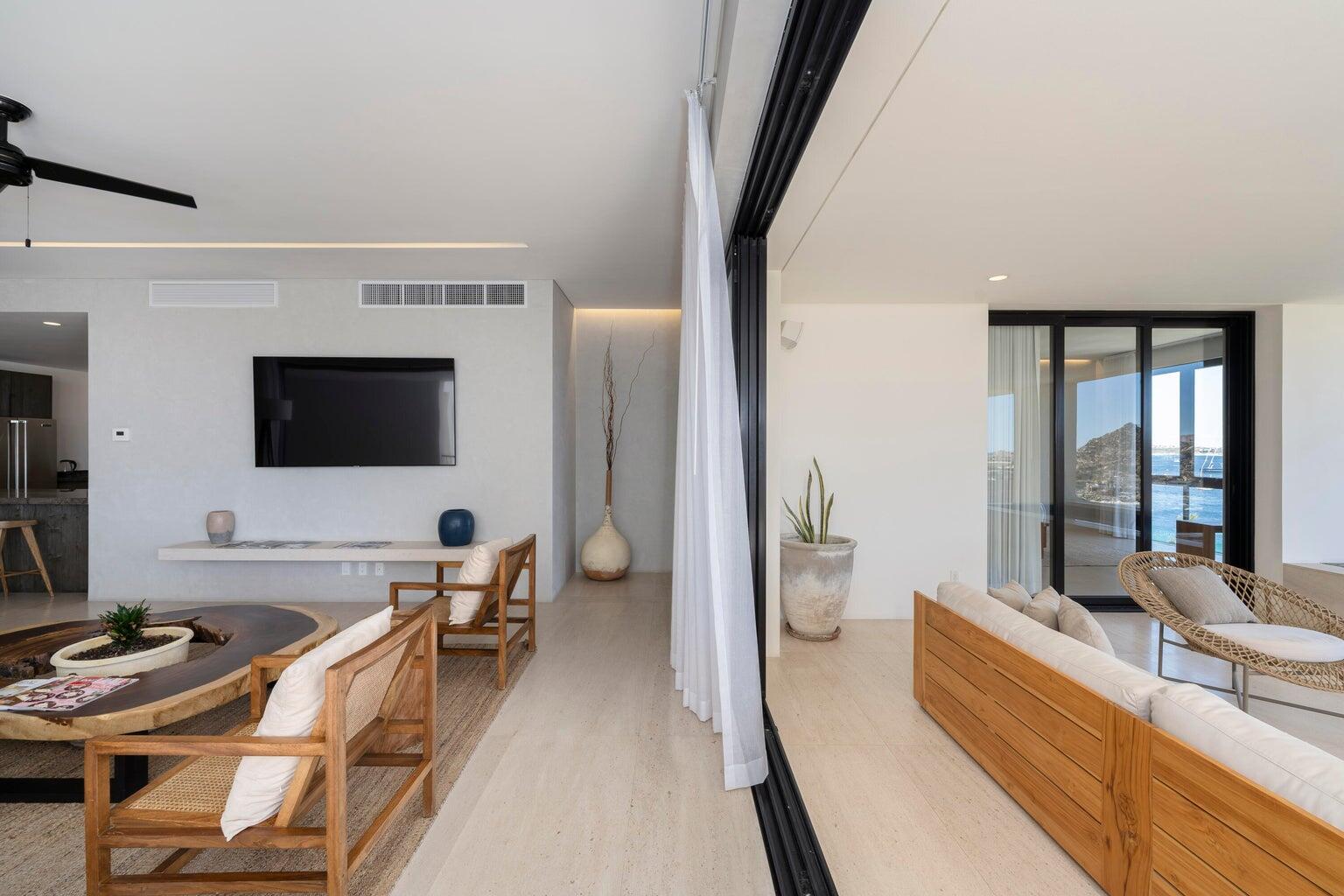 Homes, 2 BD PLUS DEN Hacienda