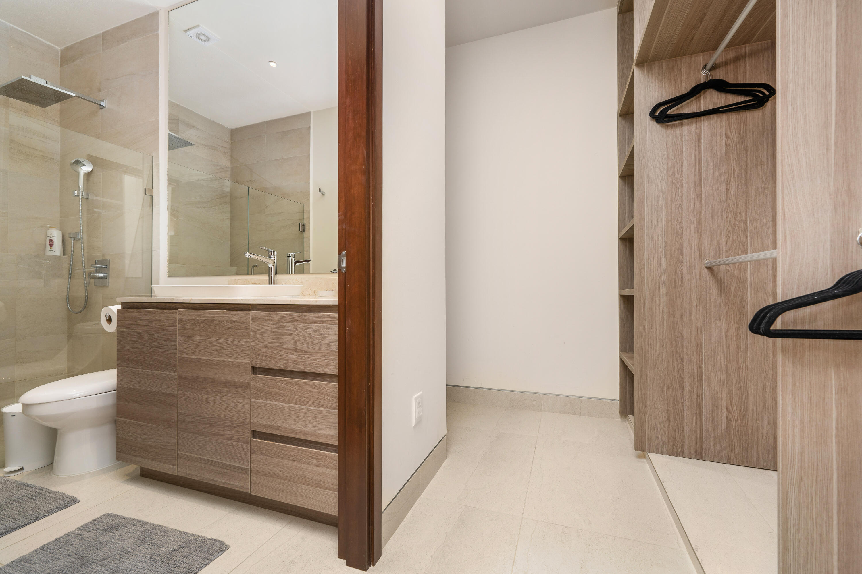 Vista Vela 2 Seller Financing