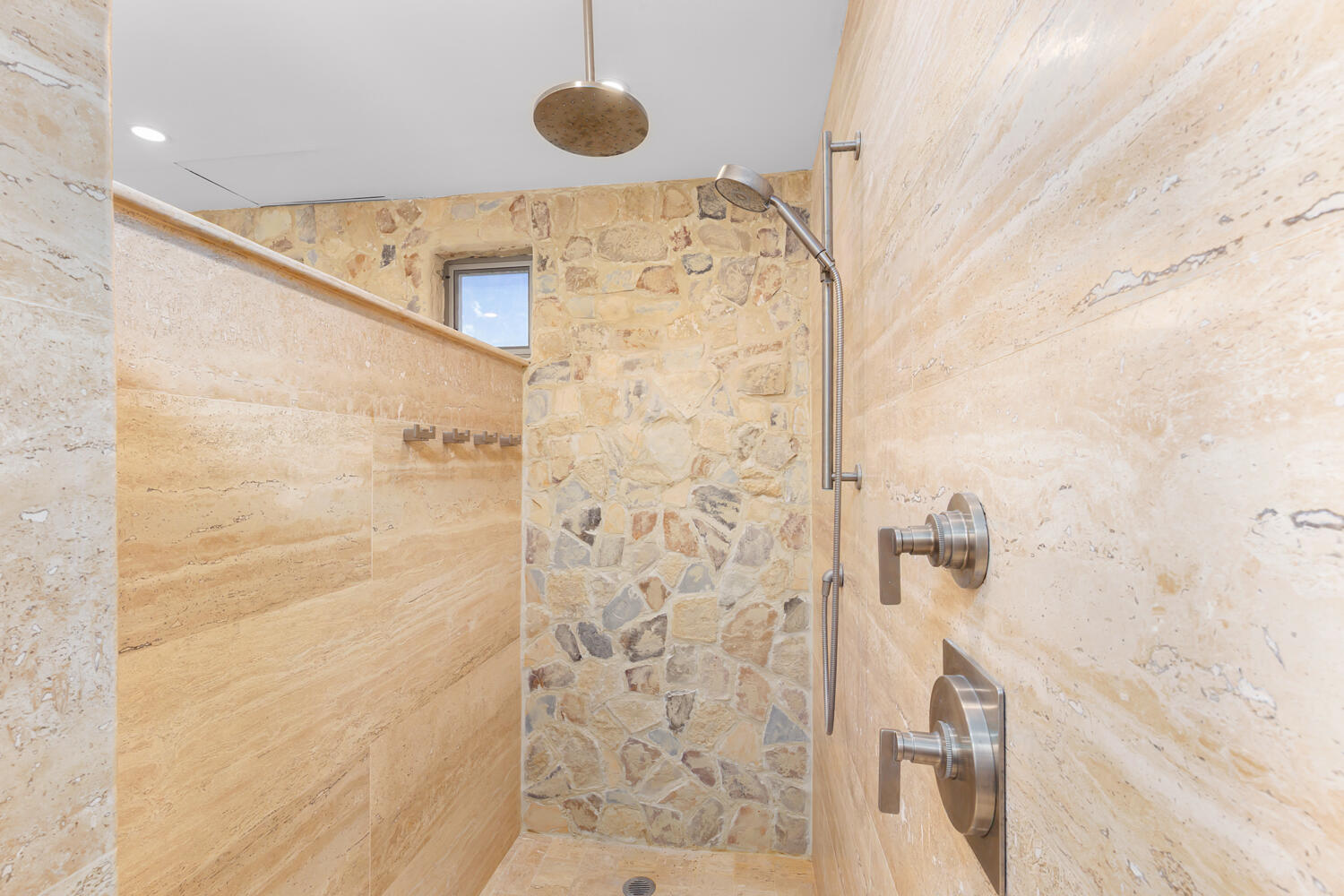 Private Rooftop Pool w/Terrace, Penthouse One Medano