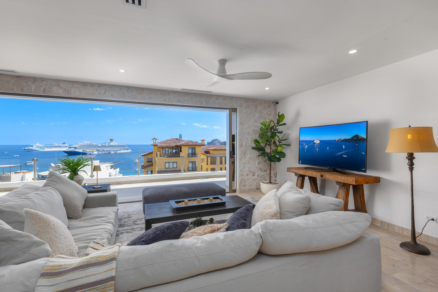Private Rooftop Pool w/Terrace, Penthouse One Medano