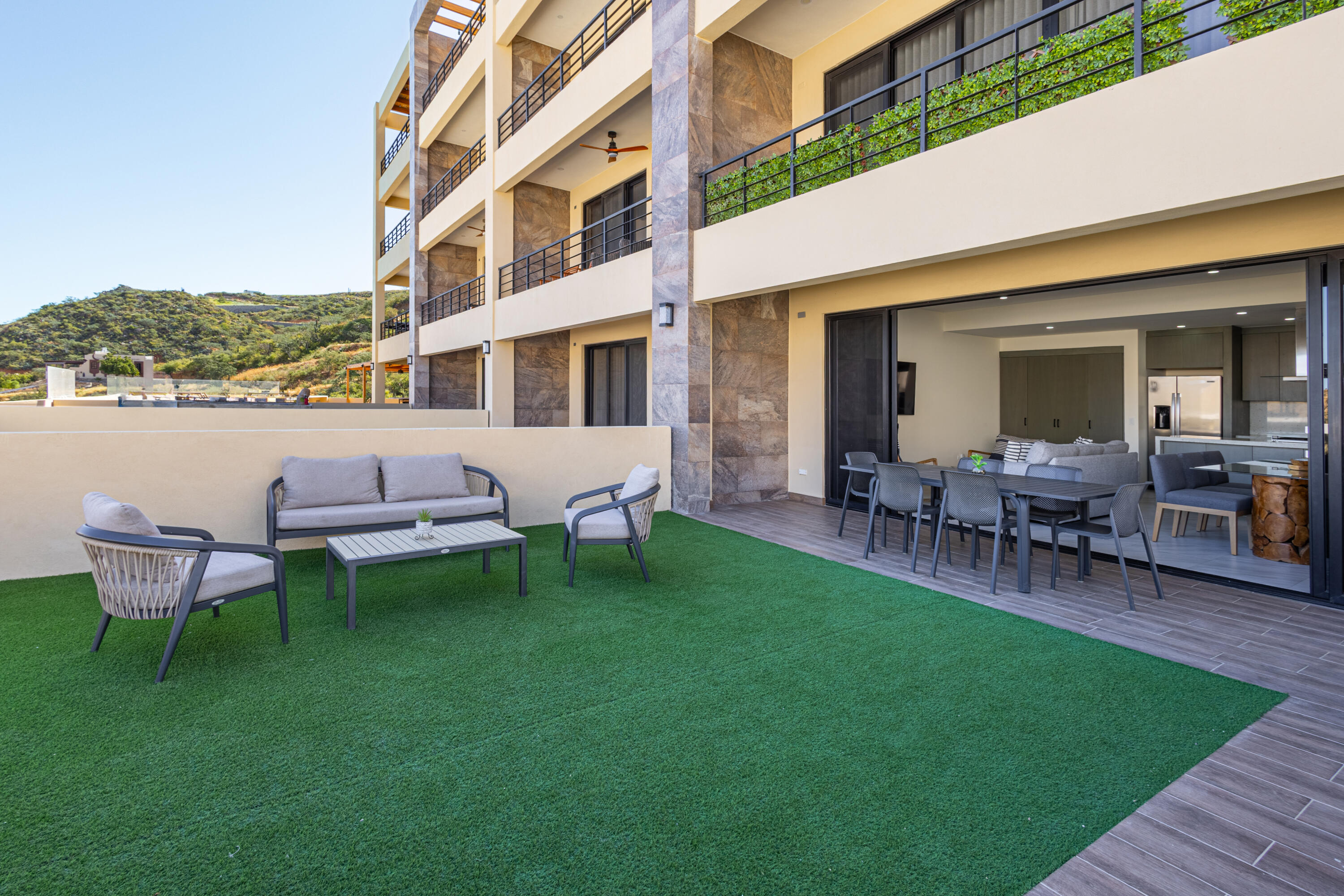 Ground Floor Condo Vistamare