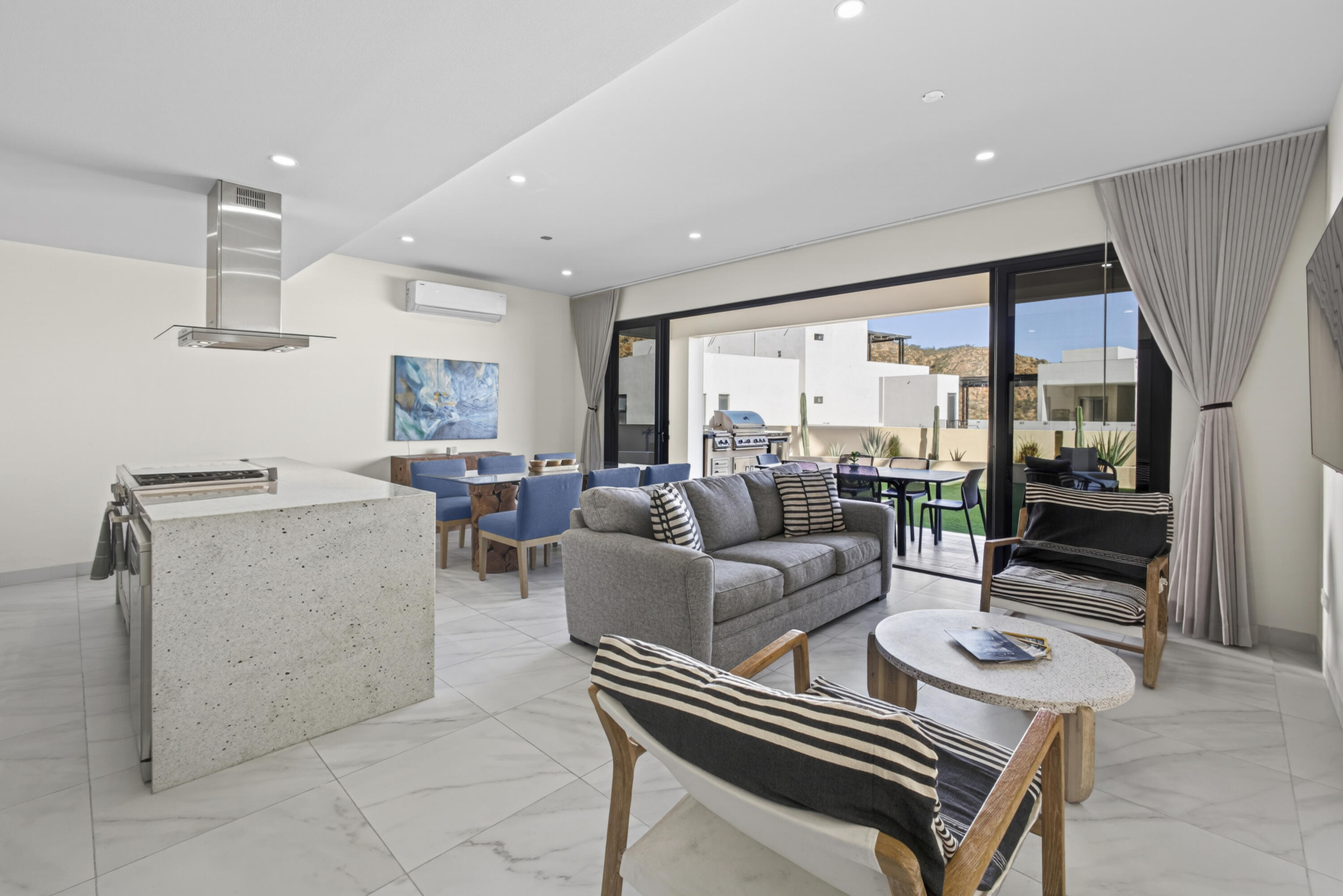 Ground Floor Condo Vistamare