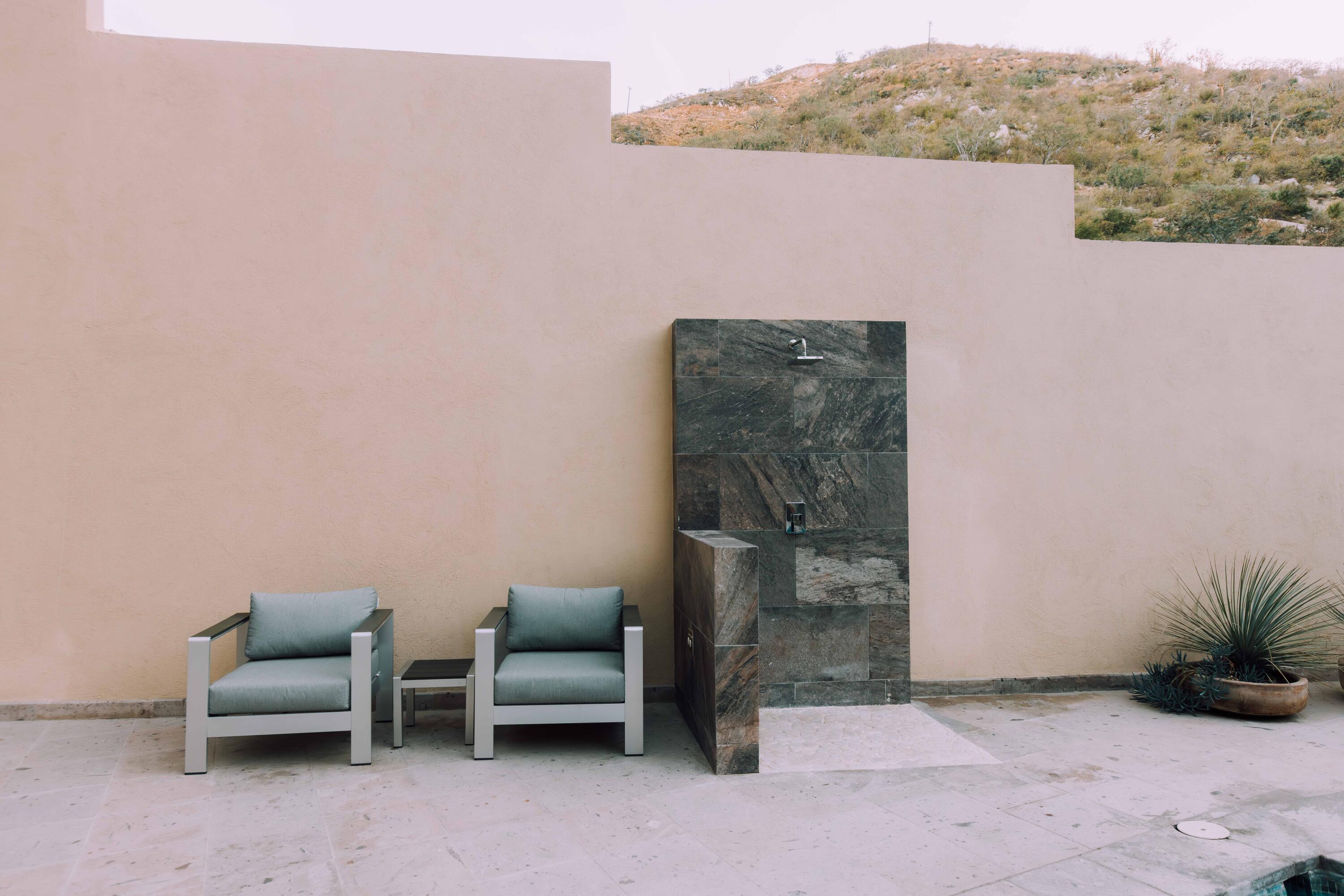 Ground Floor Condo Vistamare