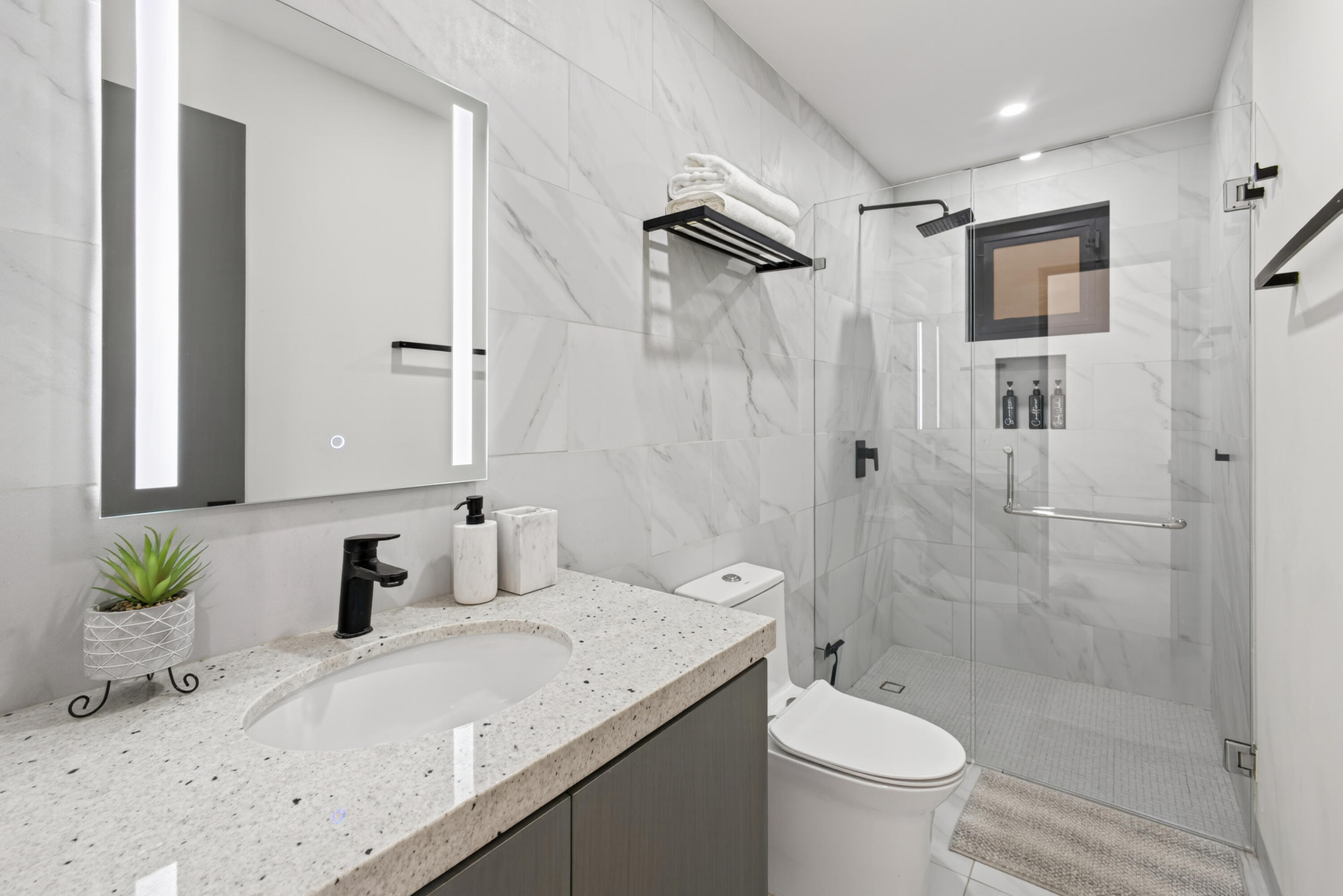 Ground Floor Condo Vistamare