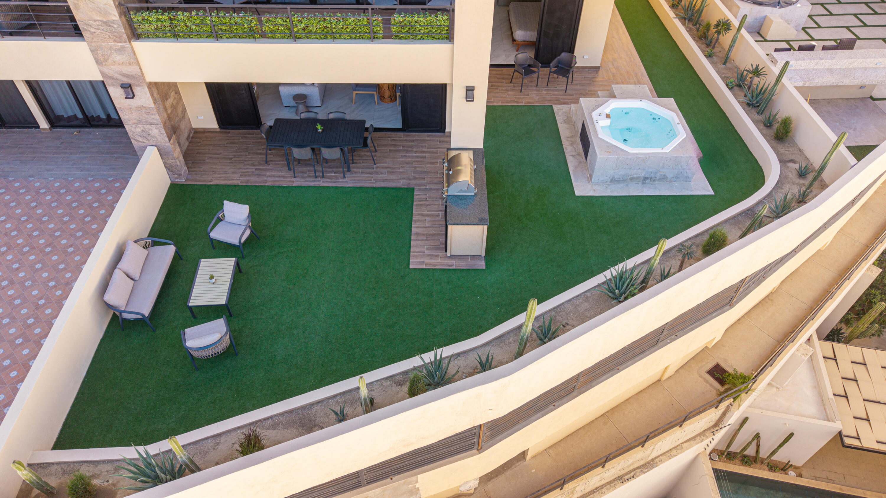 Ground Floor Condo Vistamare