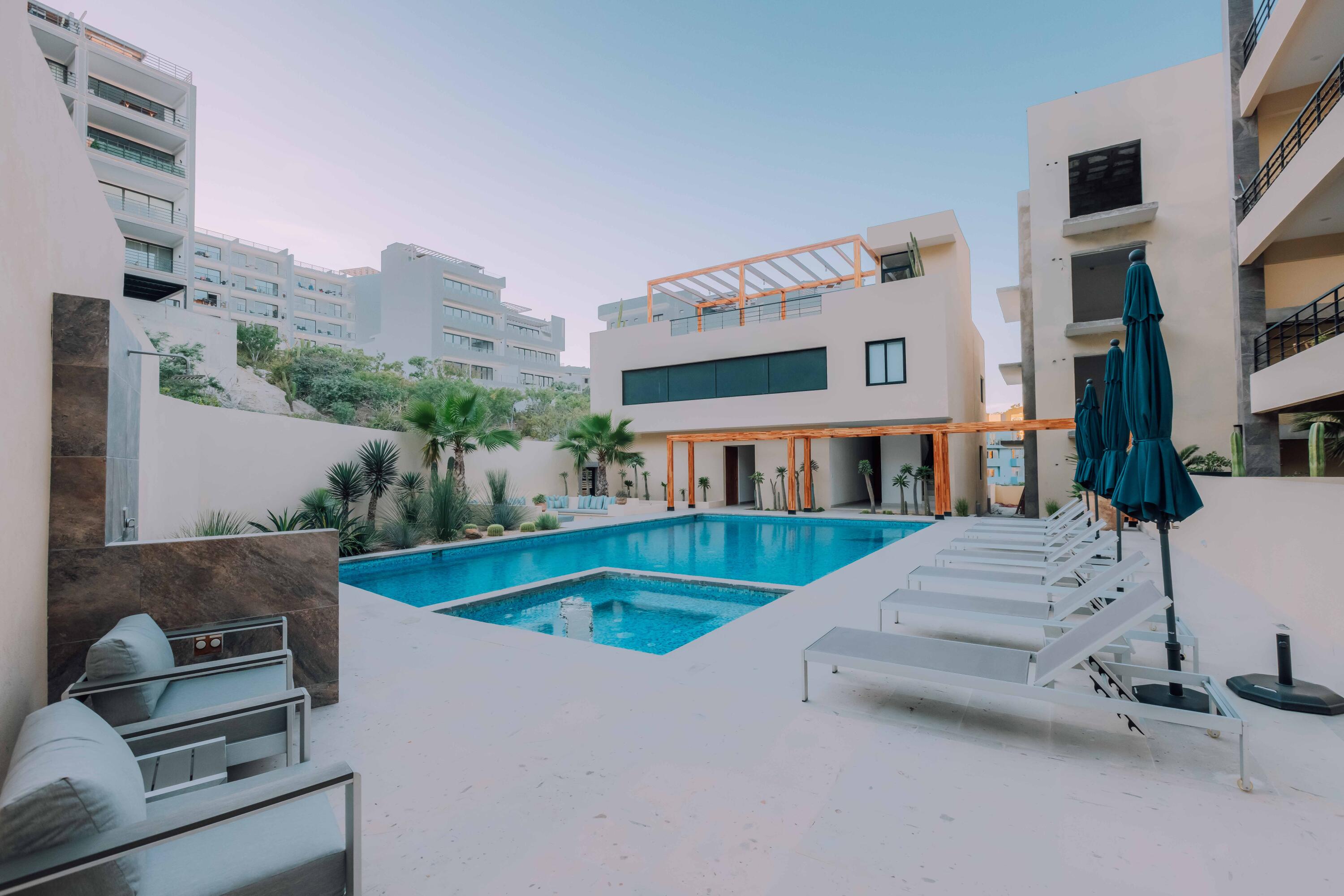 Ground Floor Condo Vistamare