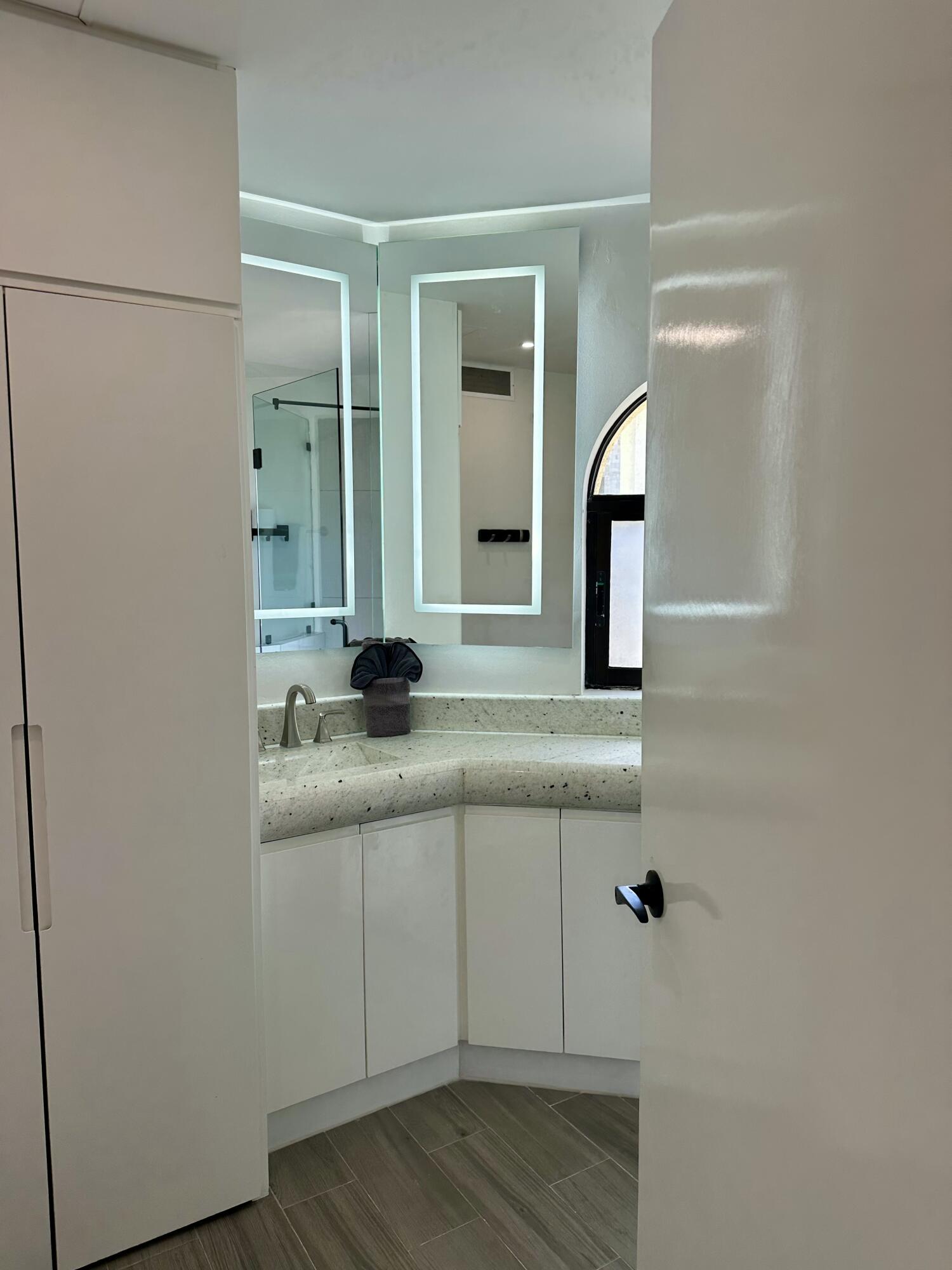 Incredible View's Cove Condo