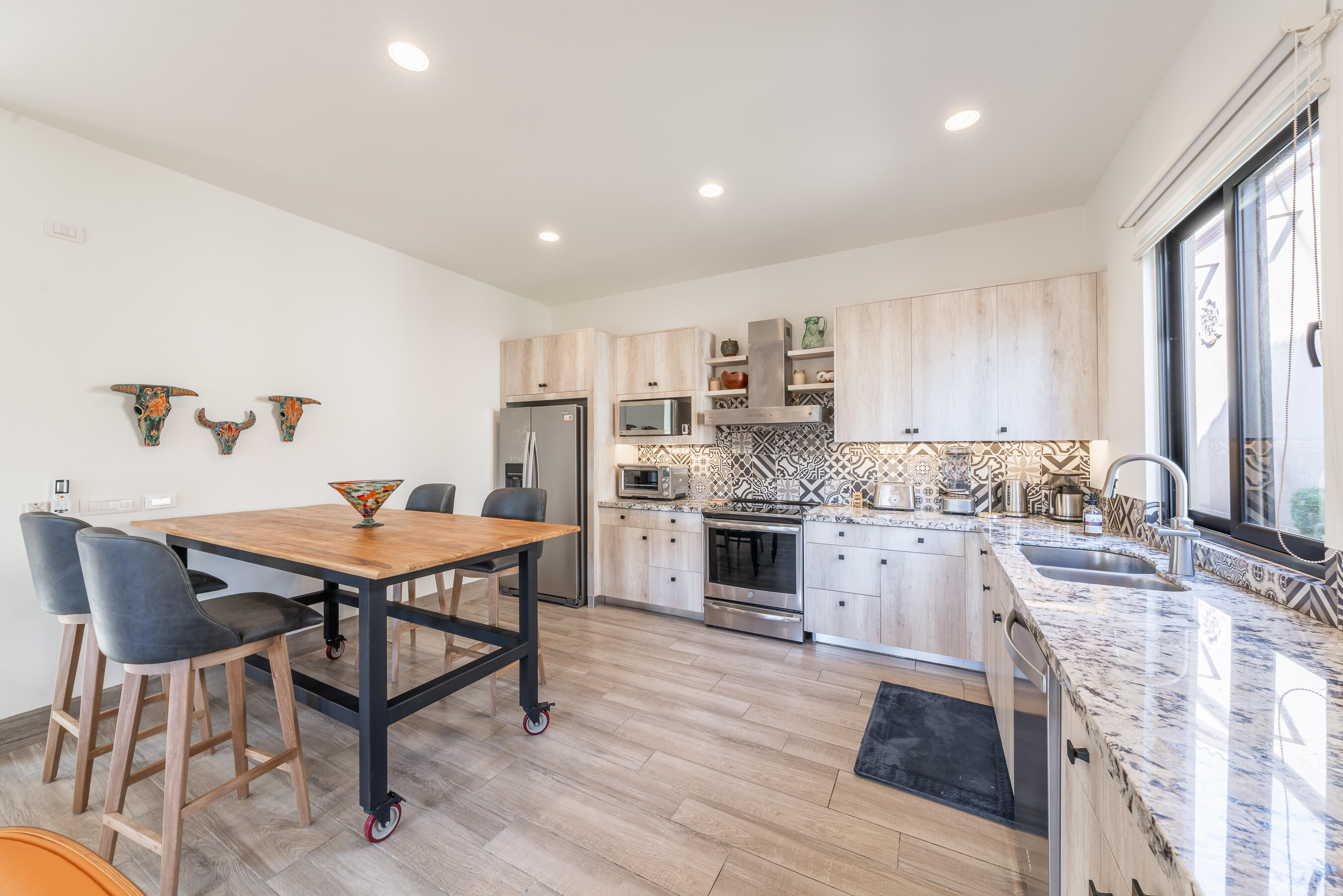 Turnkey Ground 3BD Pool Access