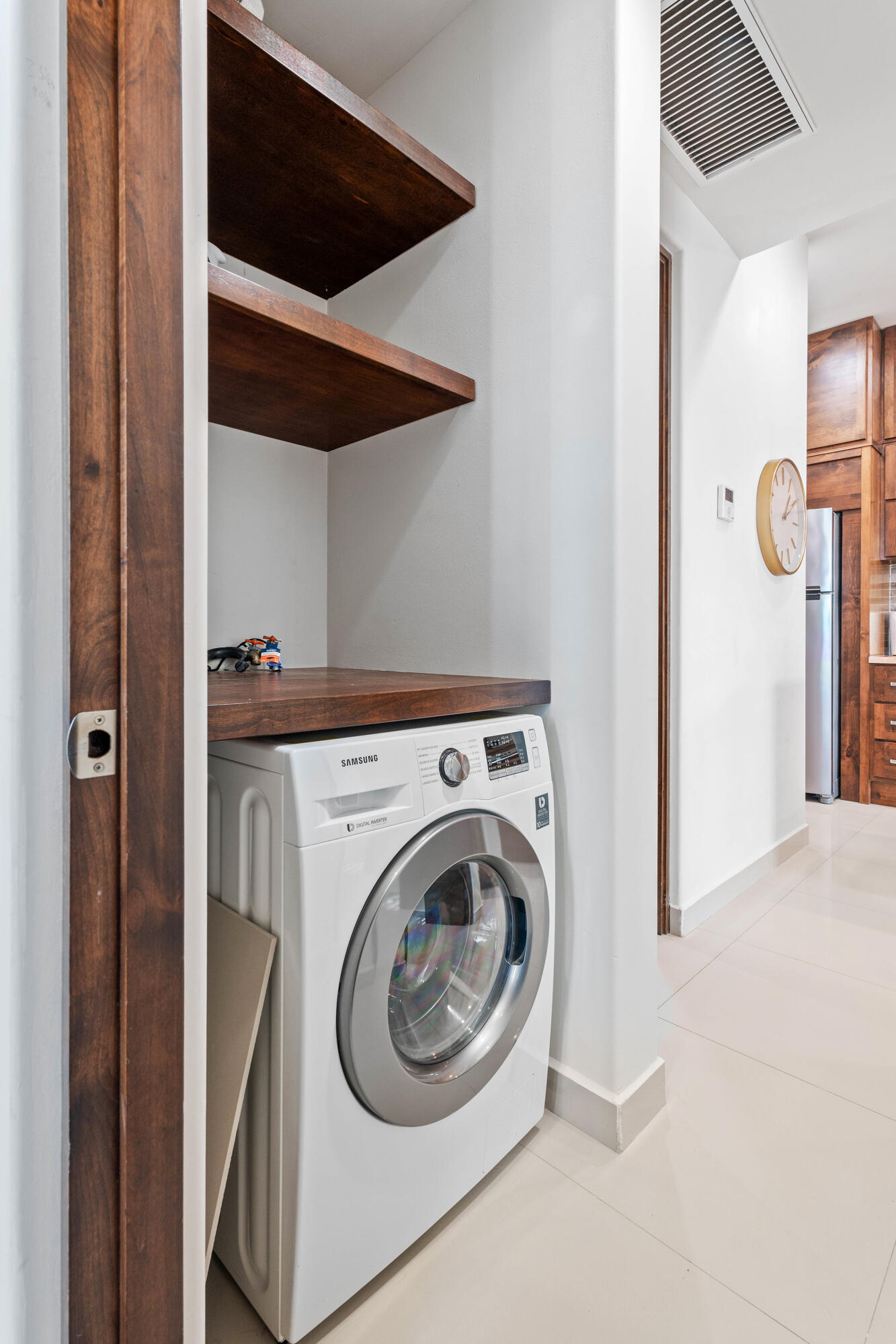 Camino Viejo Condominiums, Walk to Beach 2 Bdm Condo Pool