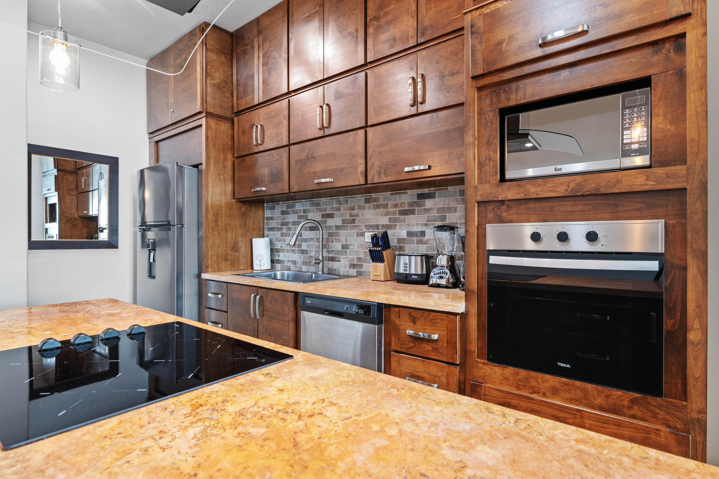 Camino Viejo Condominiums, Walk to Beach 2 Bdm Condo Pool